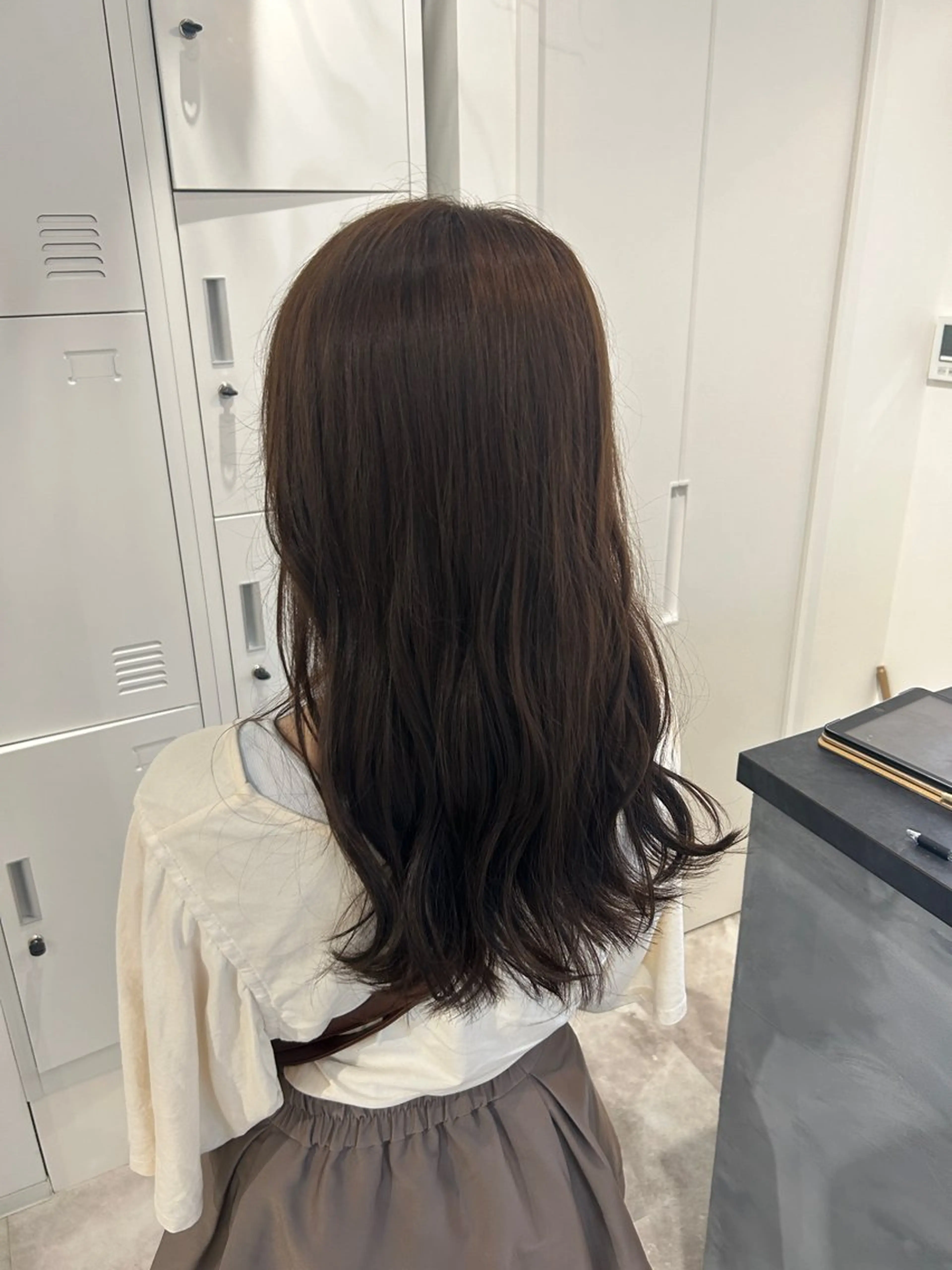 セミロング 平山 千紗のヘアスタイル