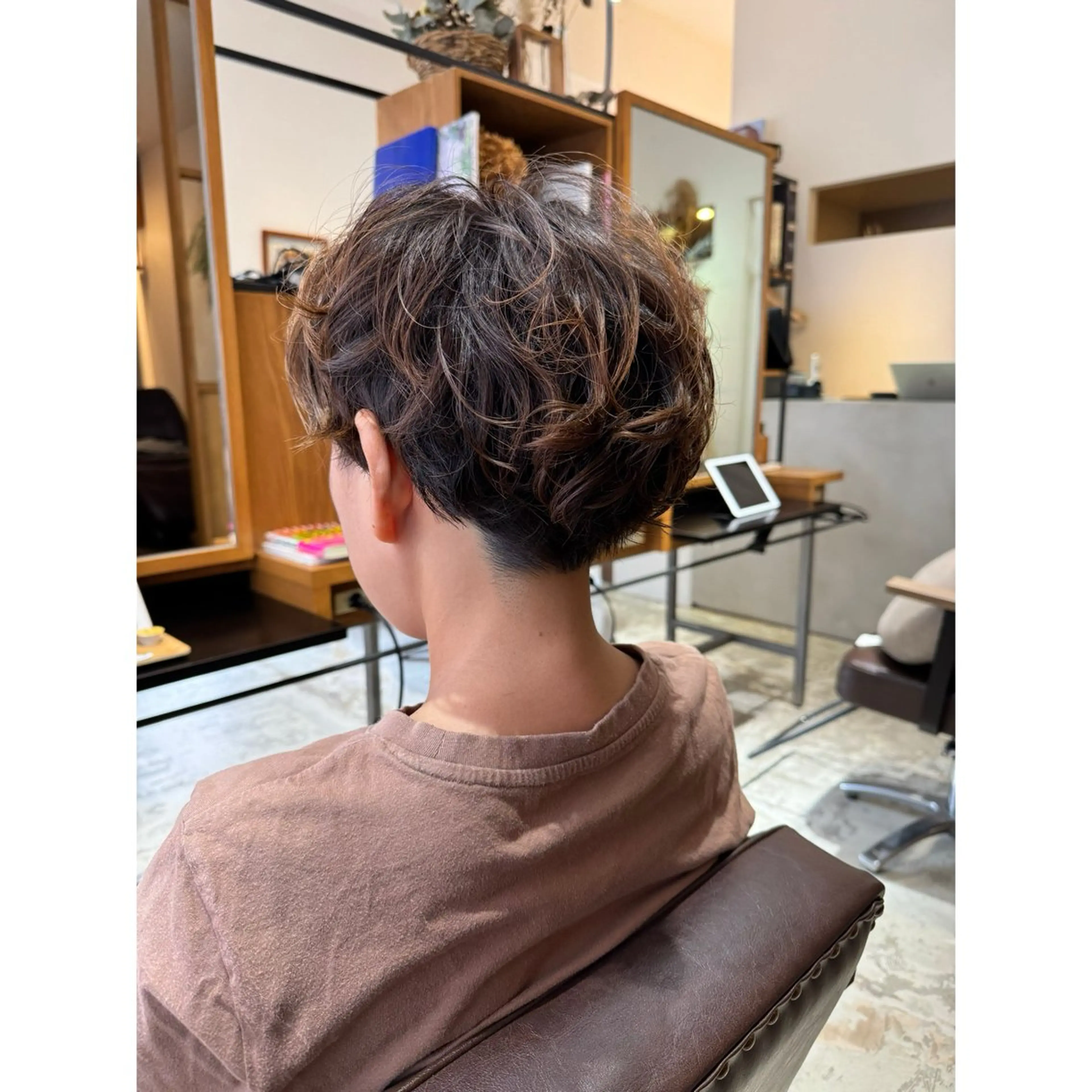 ショート カット パーマ 喜友名洸季 anoneのヘアスタイル