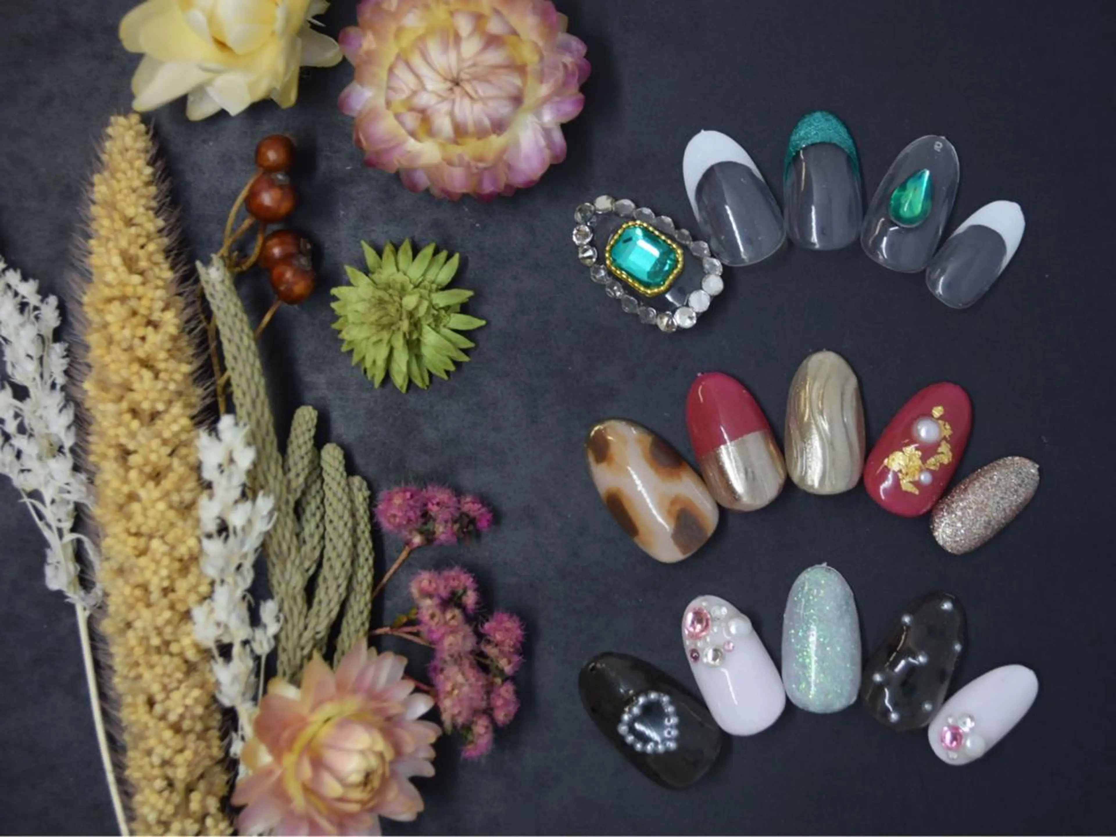 ネイル 持ち込み Nail lieNのネイルデザイン
