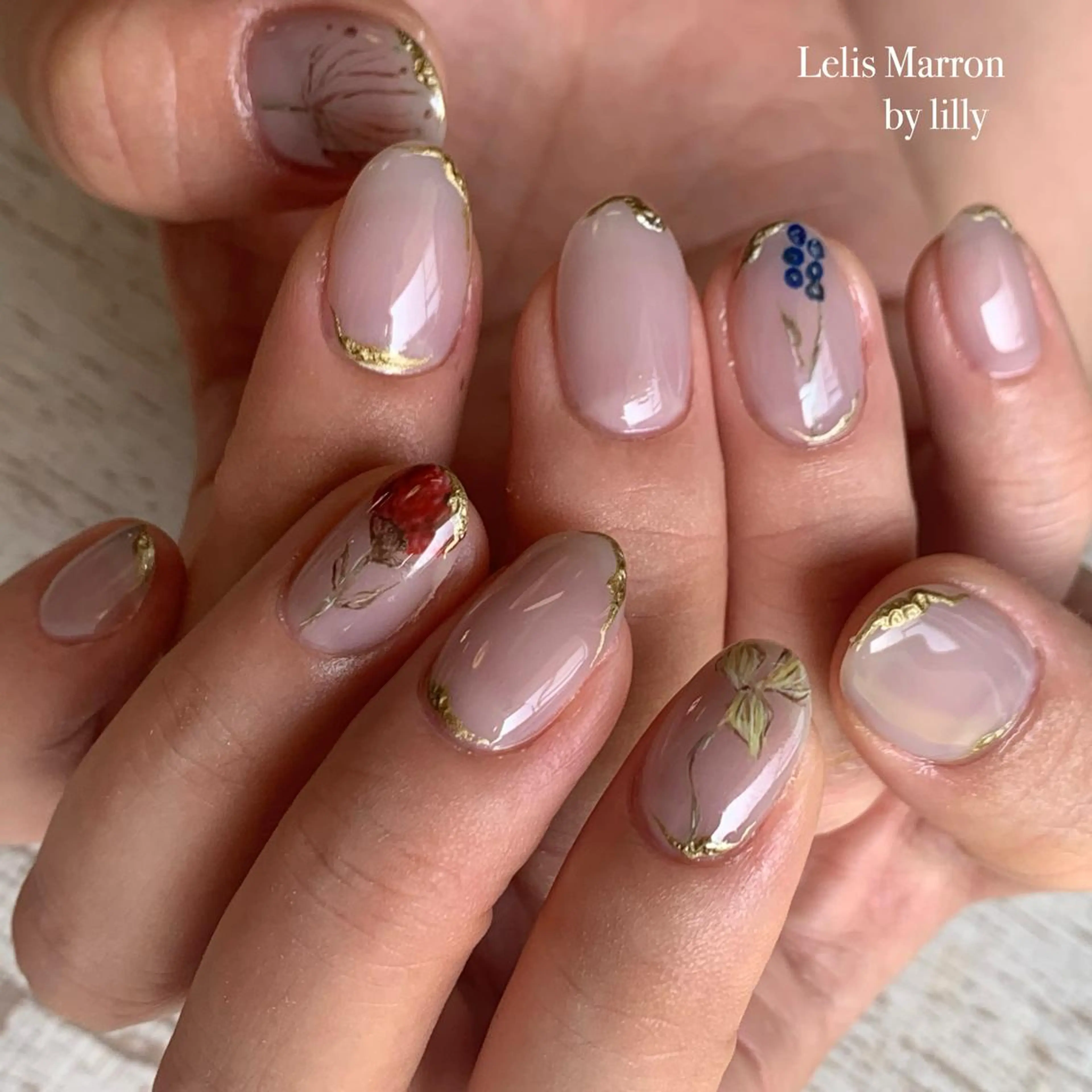 ミディアム ネイル アートネイル フラワーネイル ニュアンスネイル Lelis Marron所属・岸 侑李のネイルデザイン