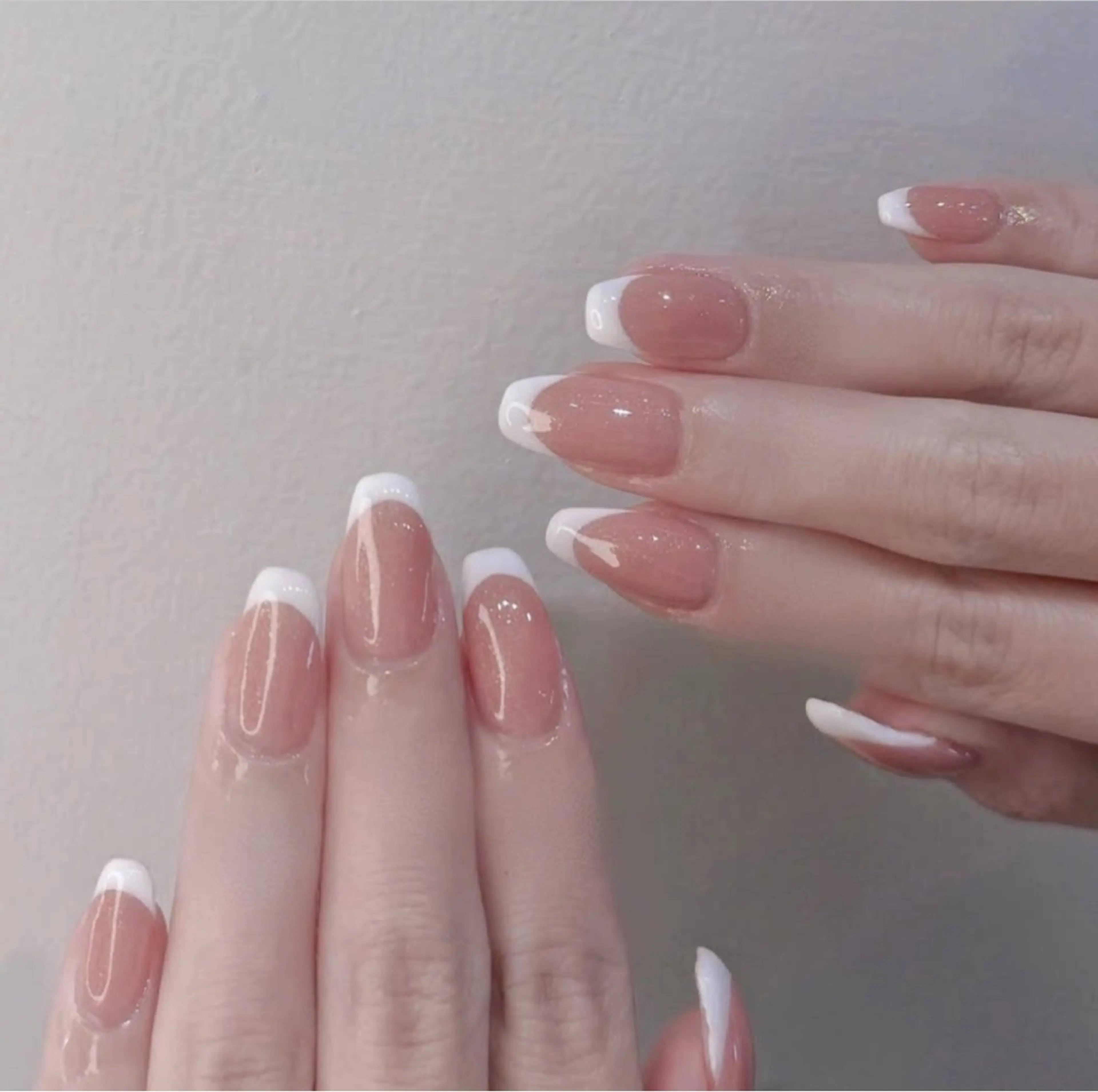 ネイル アニマル柄 オーロラネイル チークネイル フラッシュネイル ジェルネイル ハンドネイル Lyna Nail のネイルデザイン