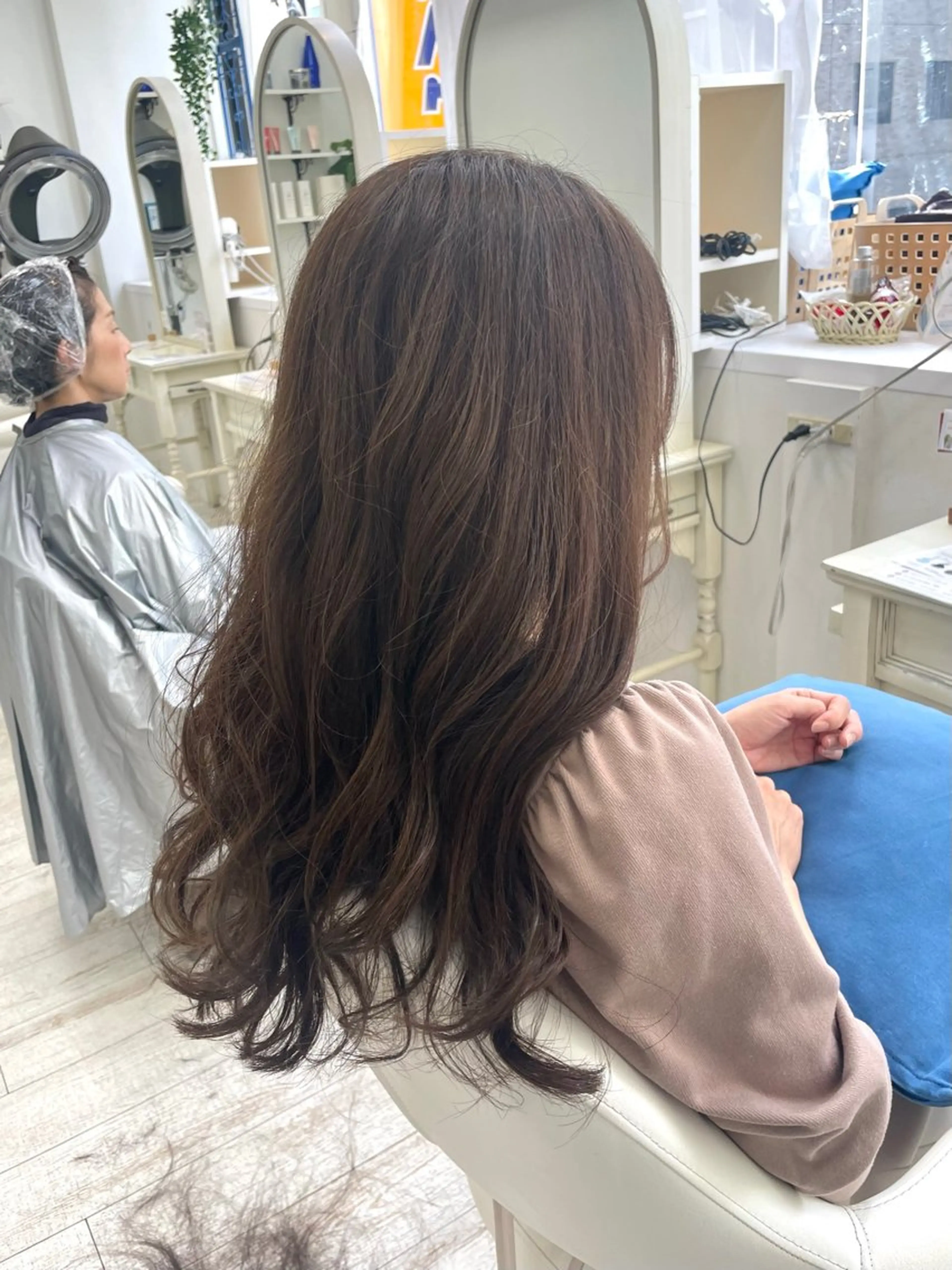 ロング アッシュ アッシュブラウン 新籾 尚哉のヘアスタイル
