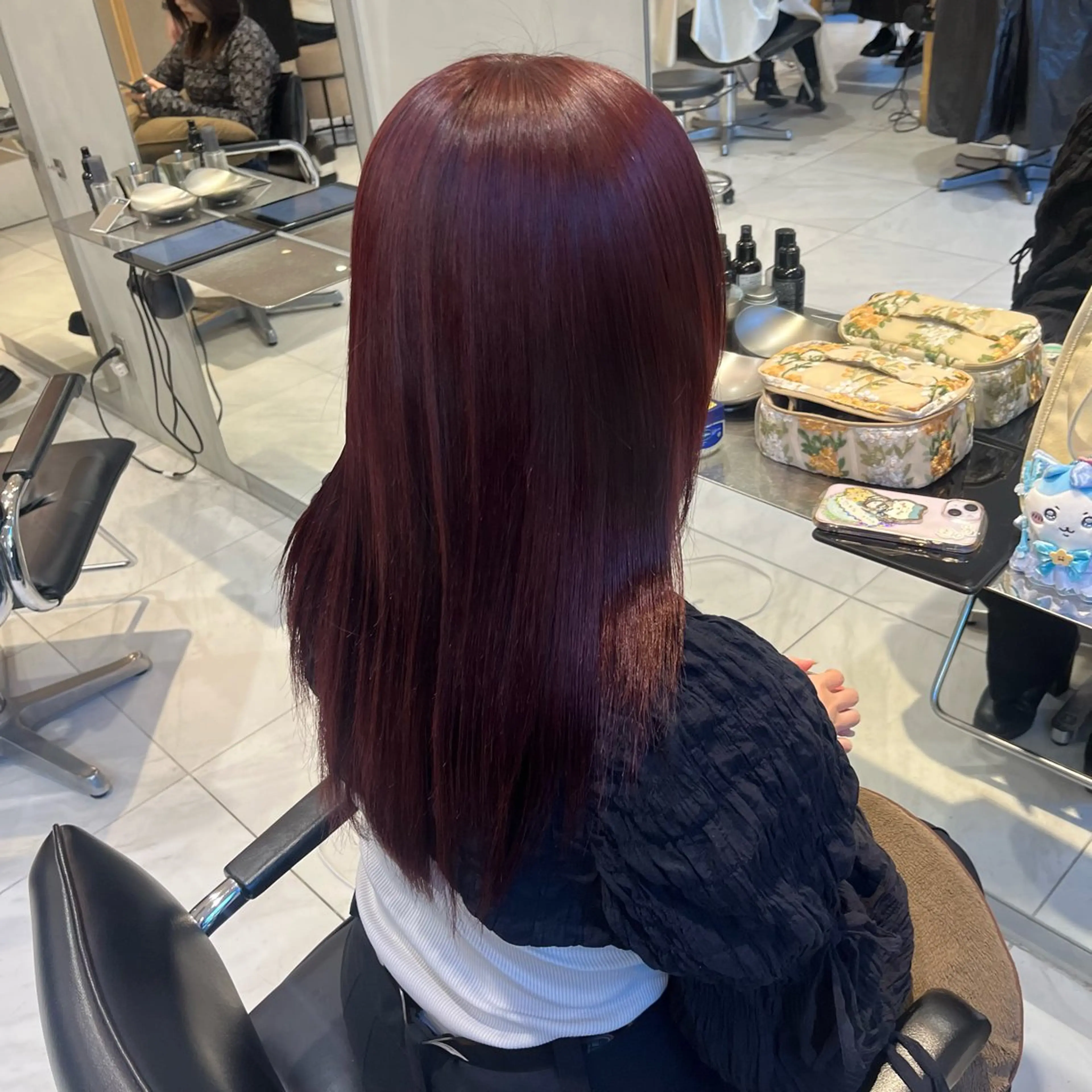 ロング ナミ🩶暗髪/暖色 ❤️/透明感/縮毛のヘアスタイル