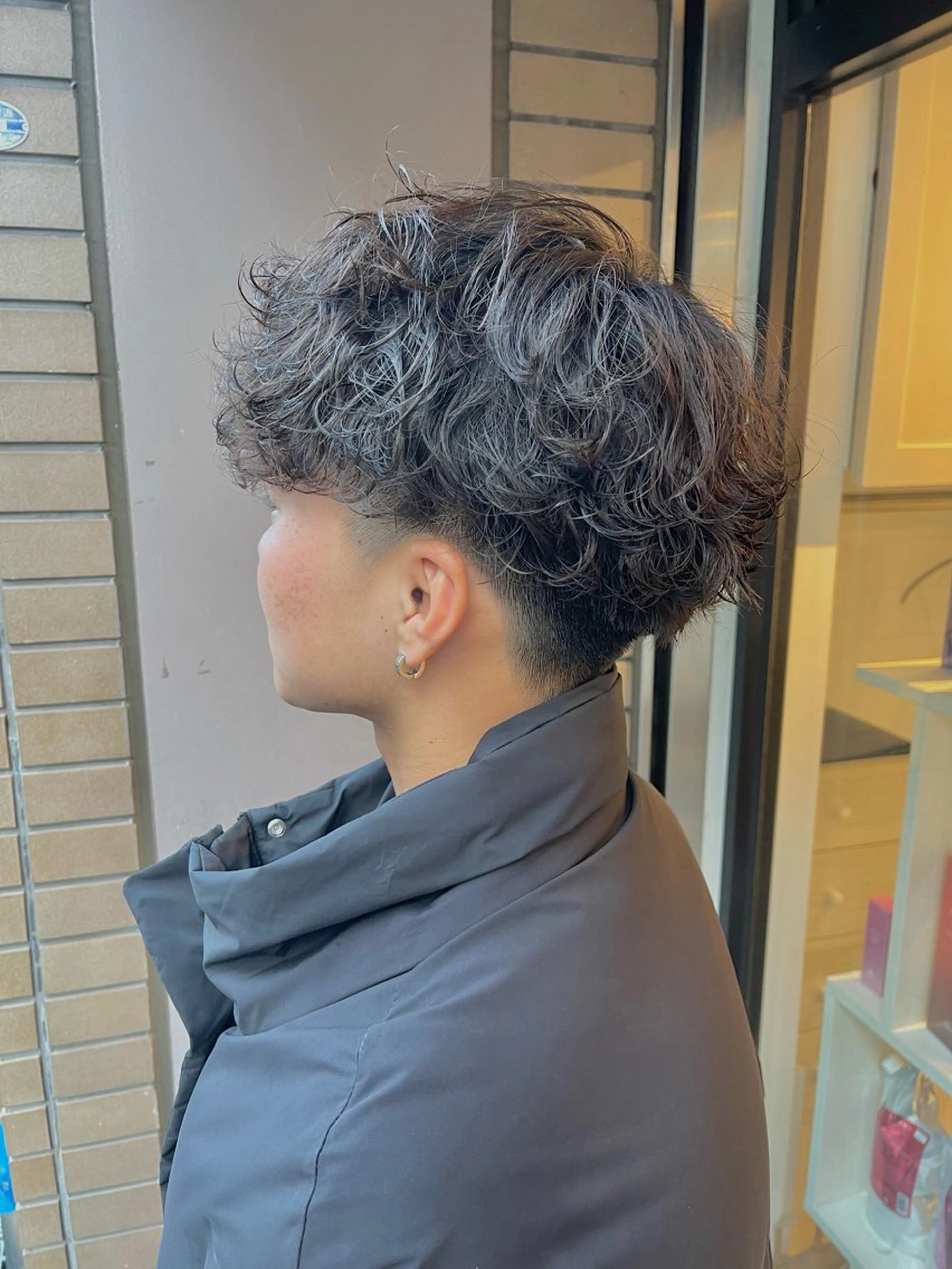 ショート メンズ メンズパーマ 波巻きパーマ くらたに りくのヘアスタイル