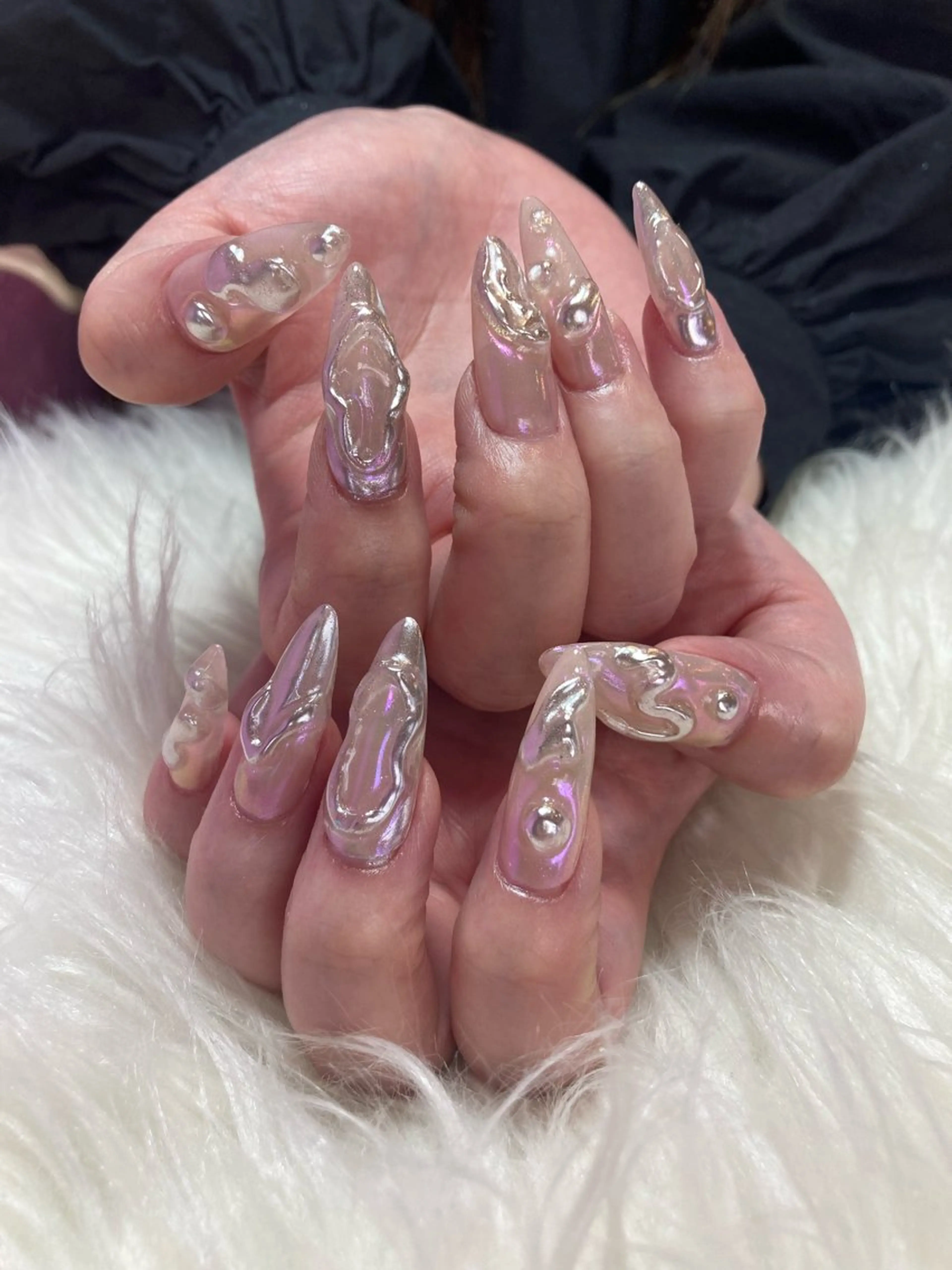 ネイル キラキラ オメメのネイルデザイン