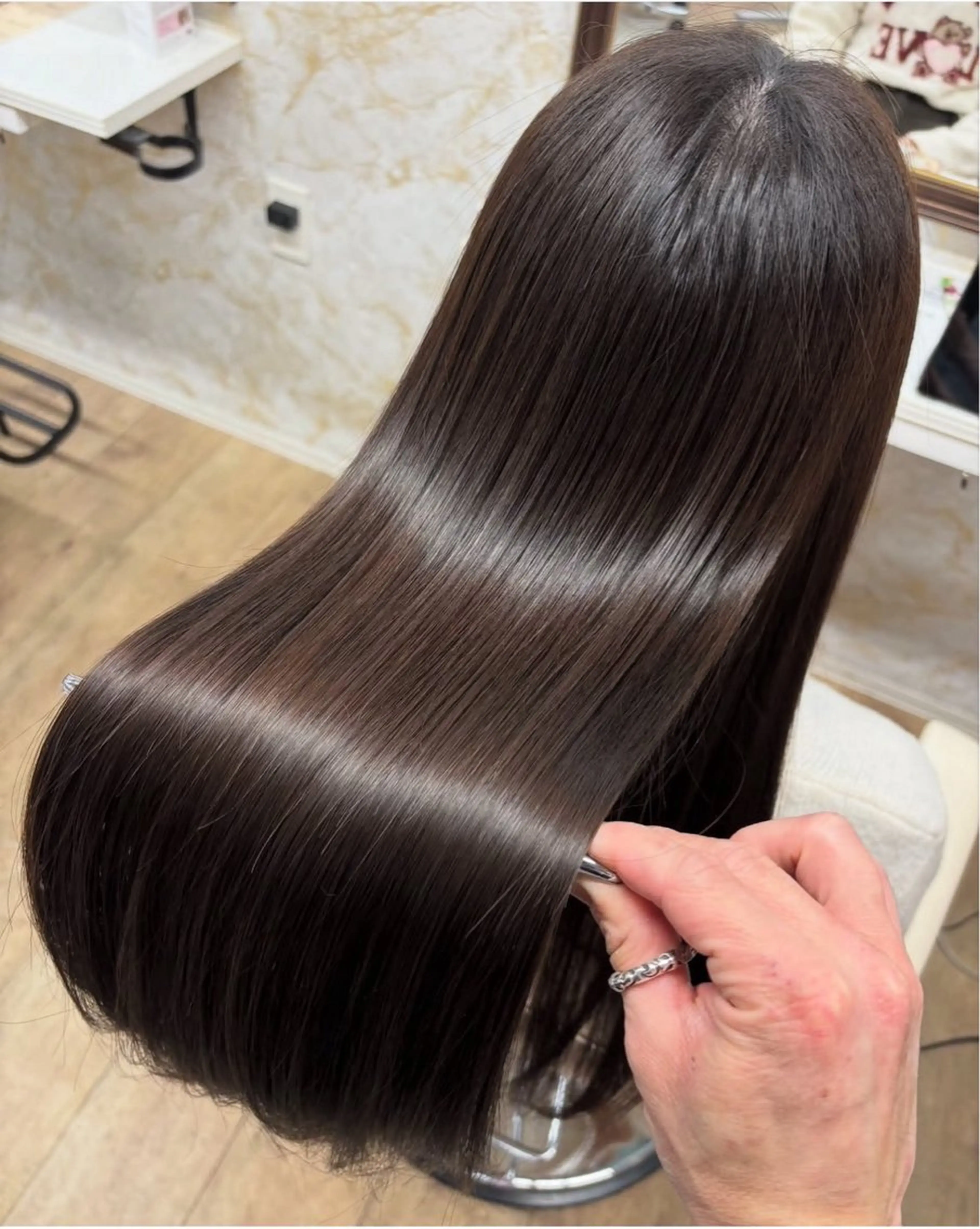ロング 縮毛矯正 カット ヘアカラー 縮毛矯正 津村 慶のヘアスタイル