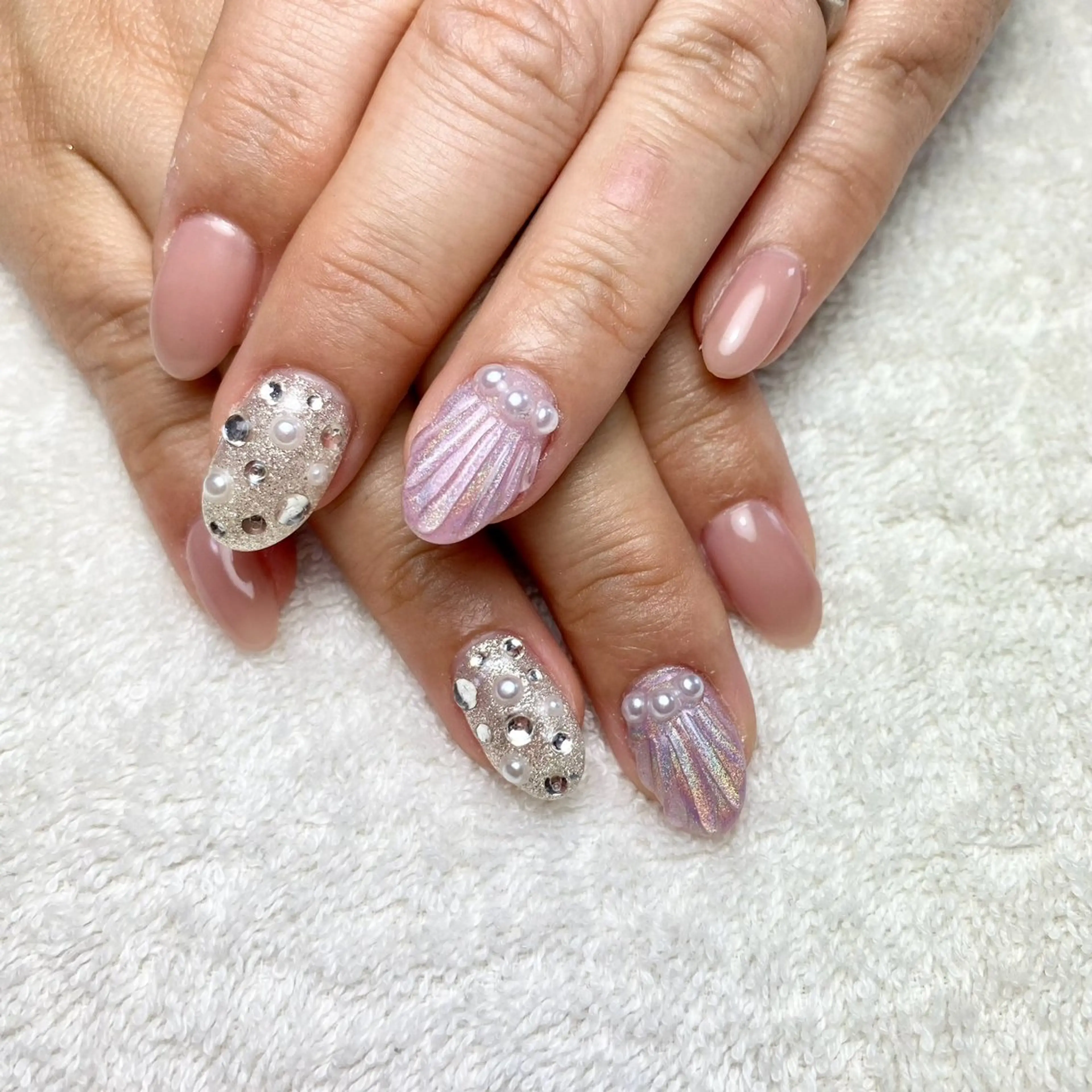 ネイル 夏ネイル ハンドネイル COCO+所属・COCO +のエステ・リラクイメージ