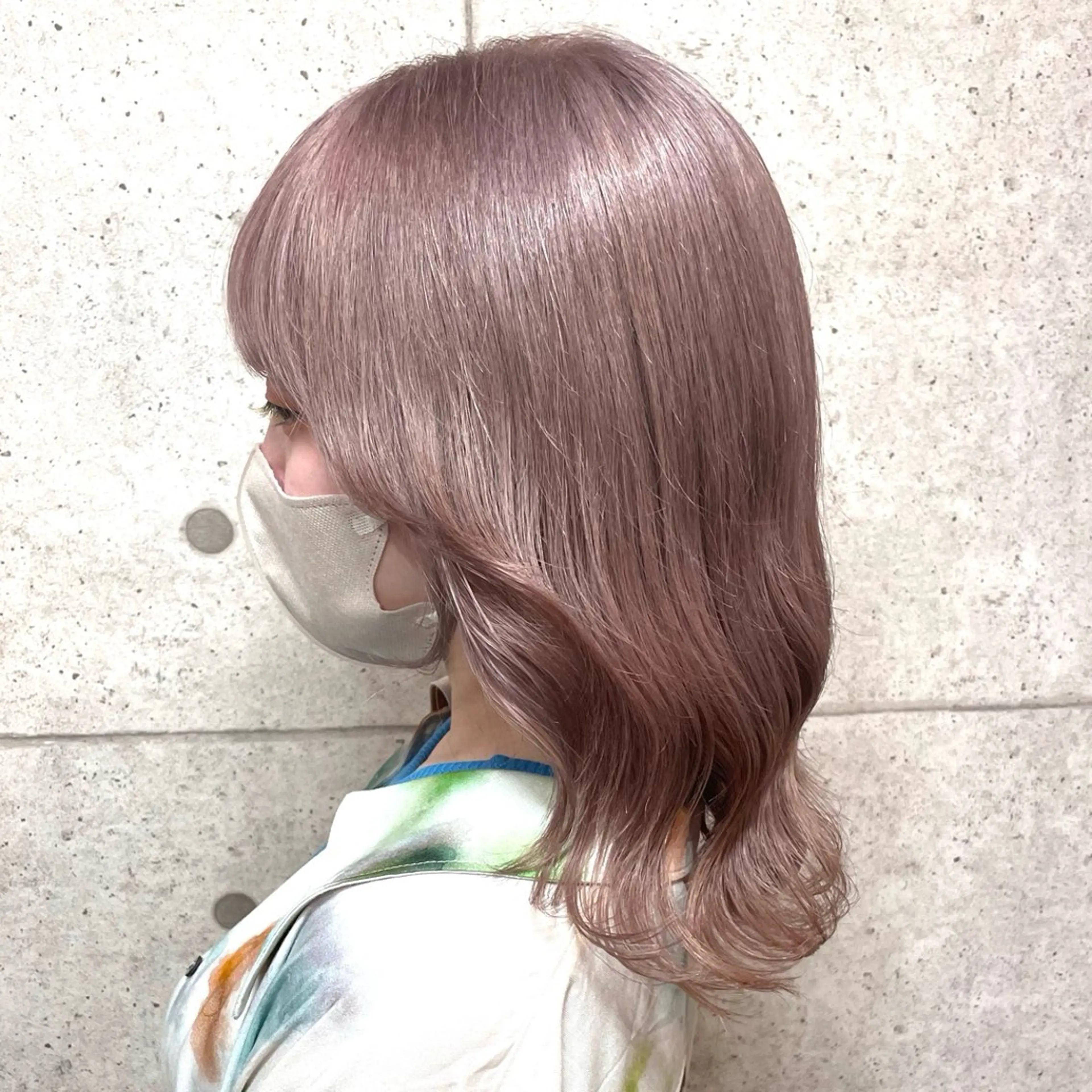 ミディアム カラー ヘアカラー トリートメント 奥山義進/ハイトーン /バレイヤージュのヘアスタイル