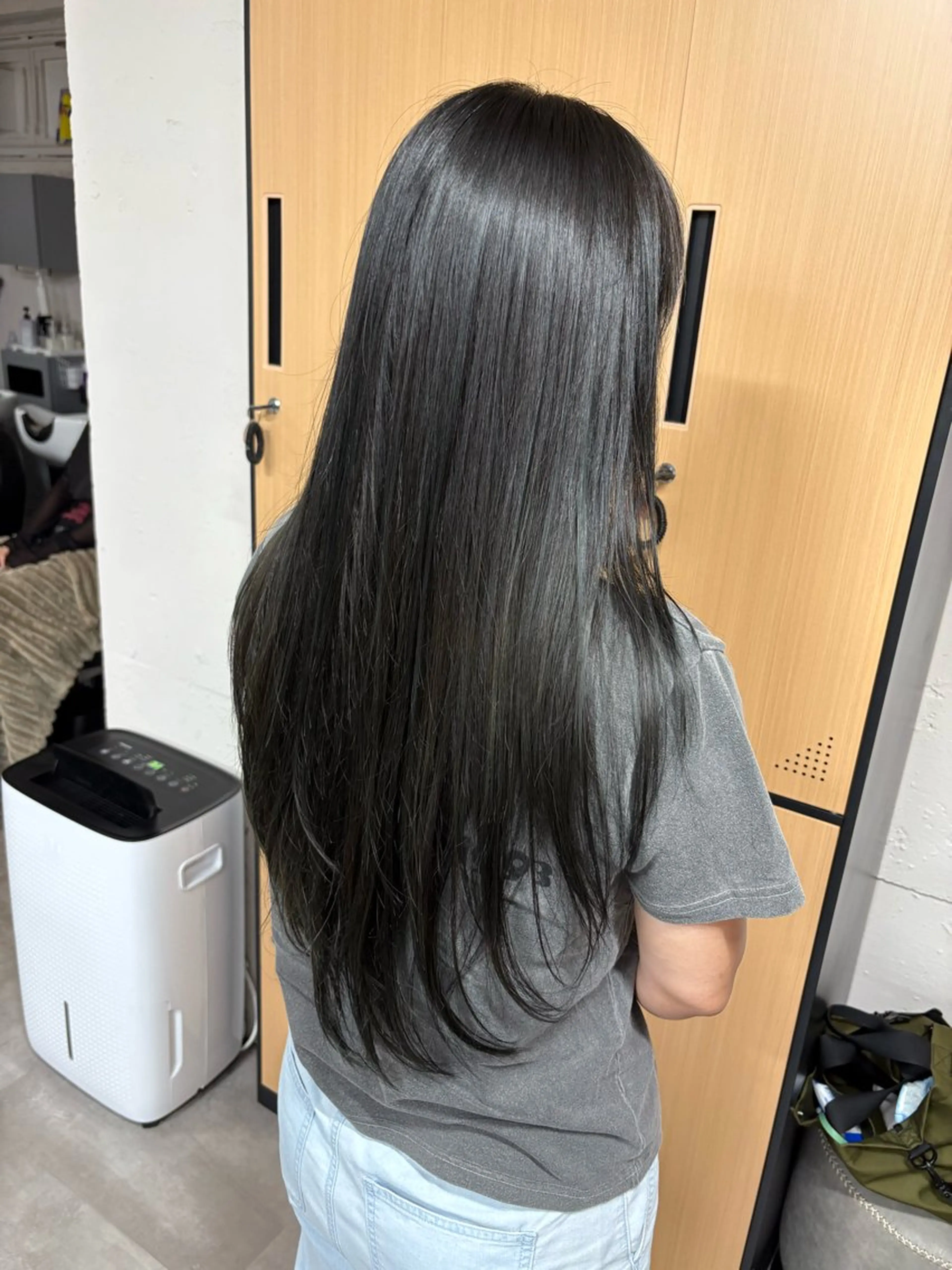 ロング カット ヘアカラー tokute 中野真咲🐺のヘアスタイル