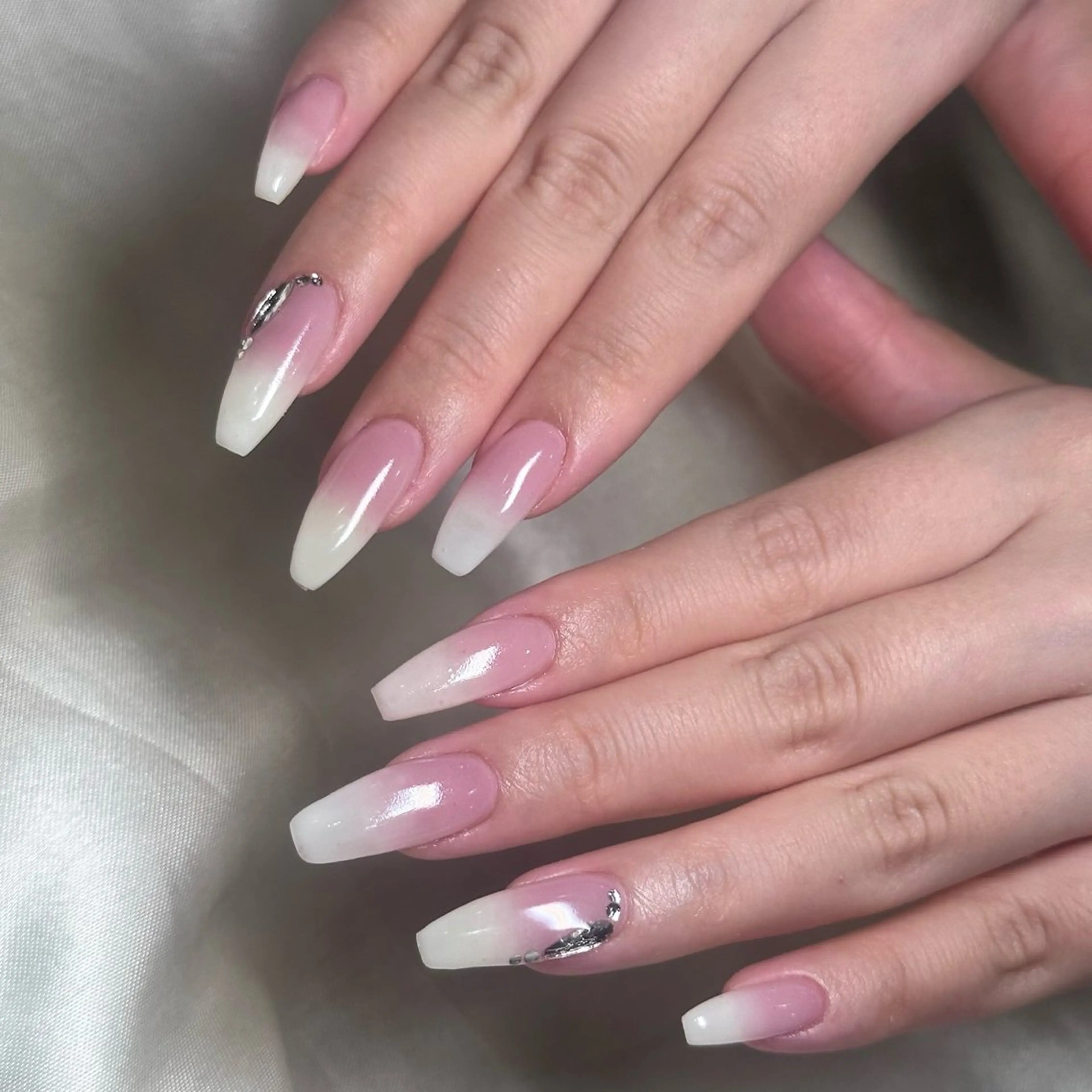ネイル ＥＮＮＡＩＬ野中本店所属・EN_NAIL 野中店【AKANE】のネイルデザイン