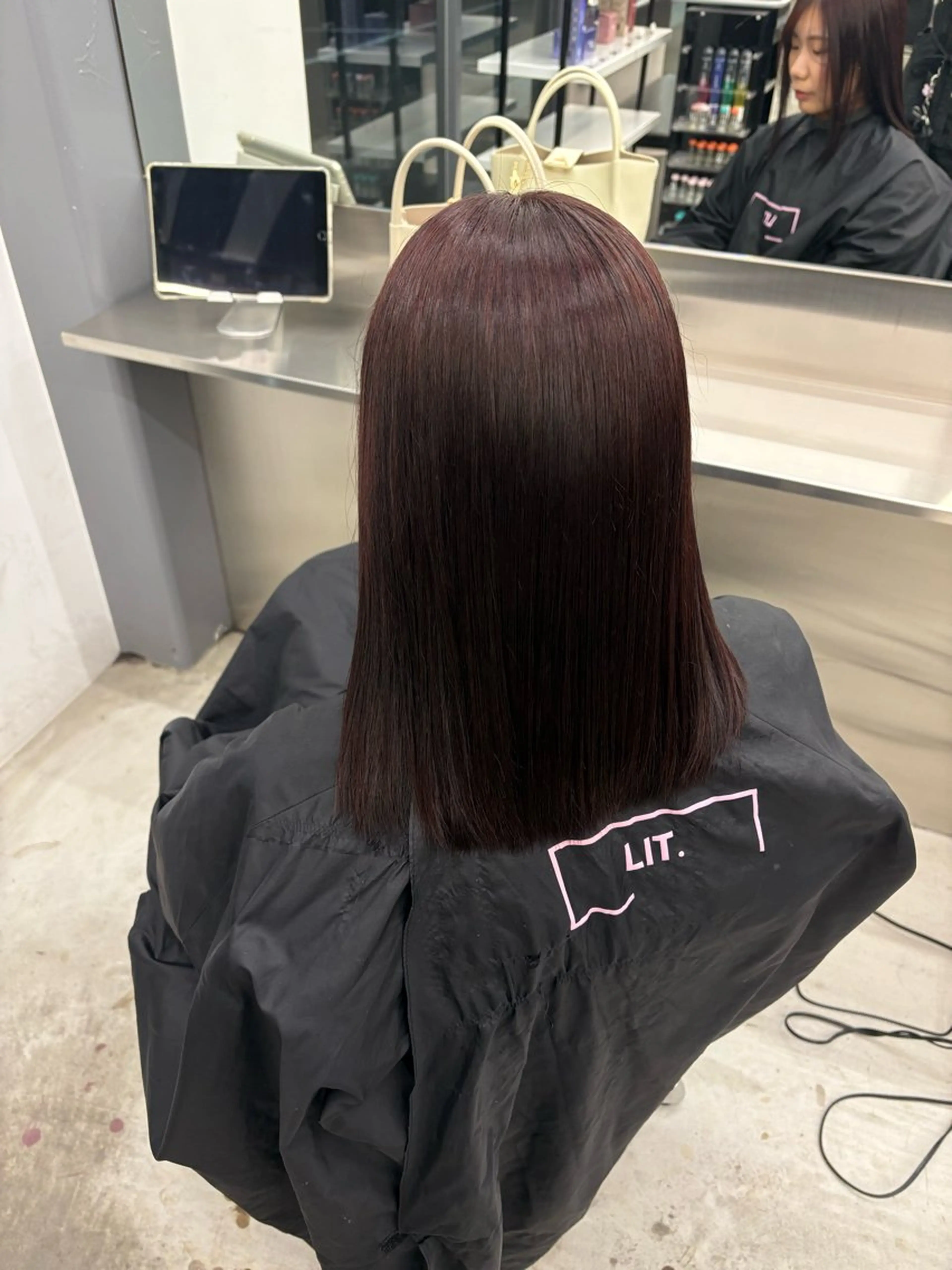 ミディアム ヘアカラー 小森 春果のヘアスタイル