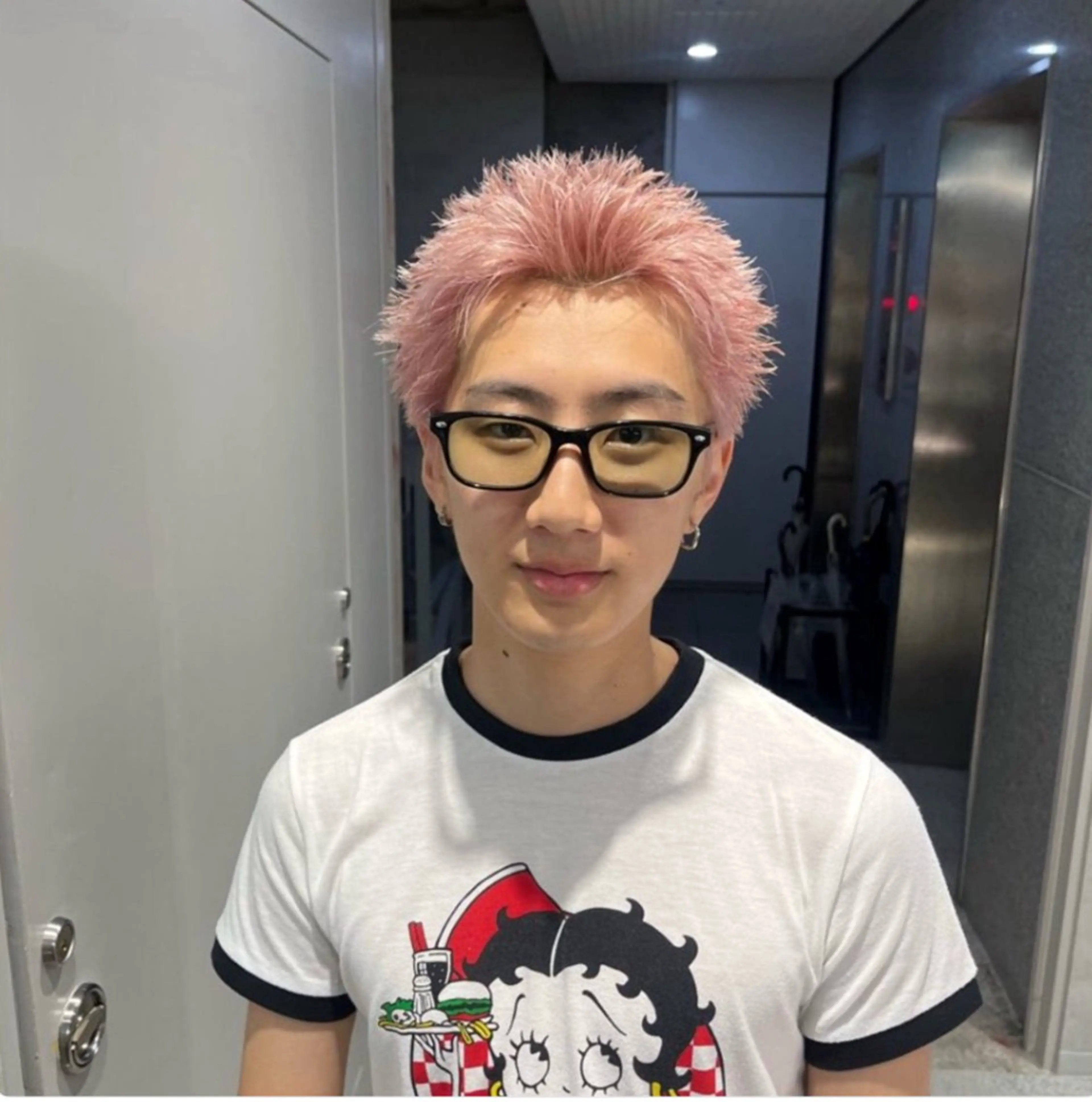 ショート カラー パーマ メンズ 透明感カラー ピンクカラー カット ヘアカラー 🔥スパイキー 特化🔥菊水皐暉🔥のヘアスタイル