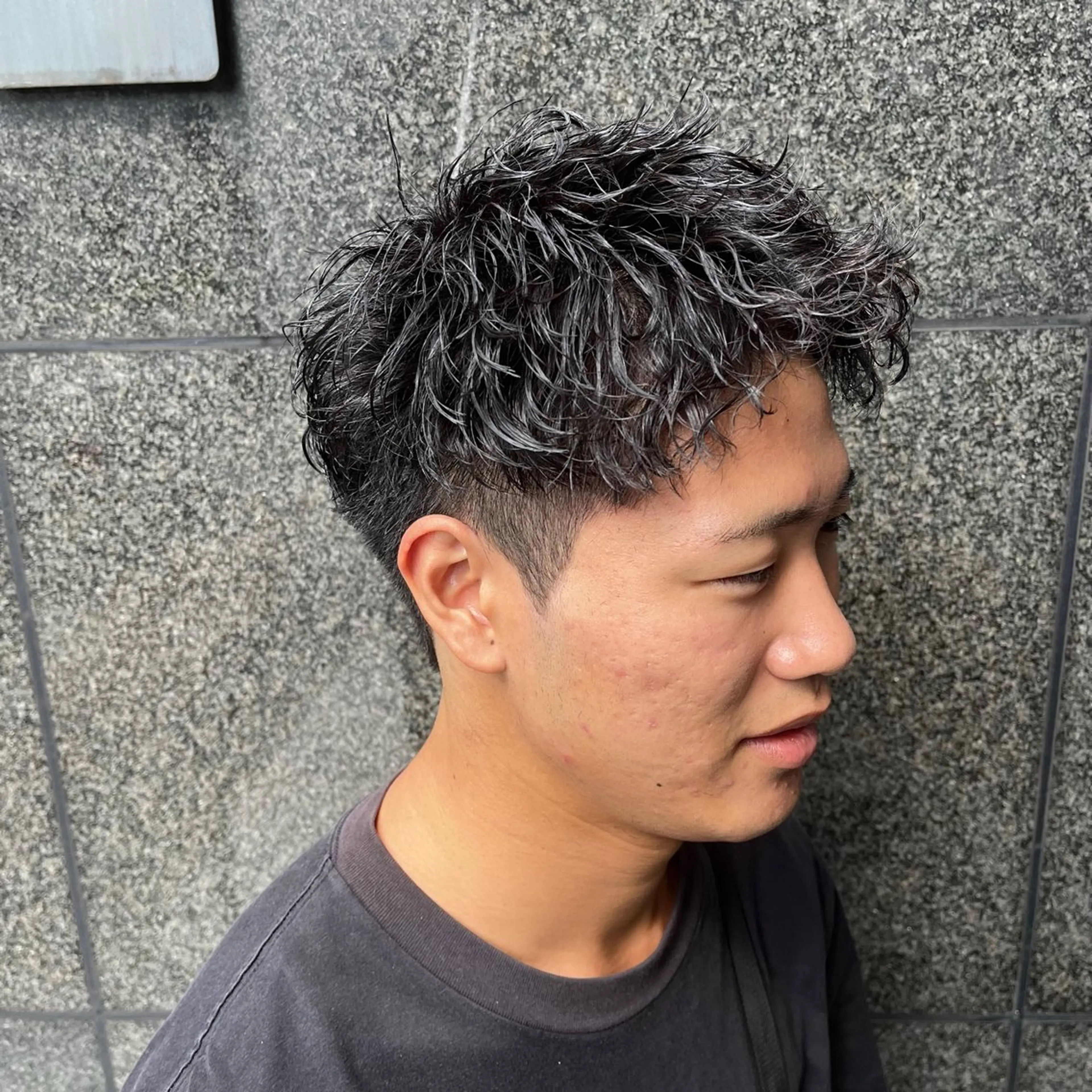 メンズ カット パーマ ヘッドスパ アキト/ メンズ/透明感暗髪のヘアスタイル