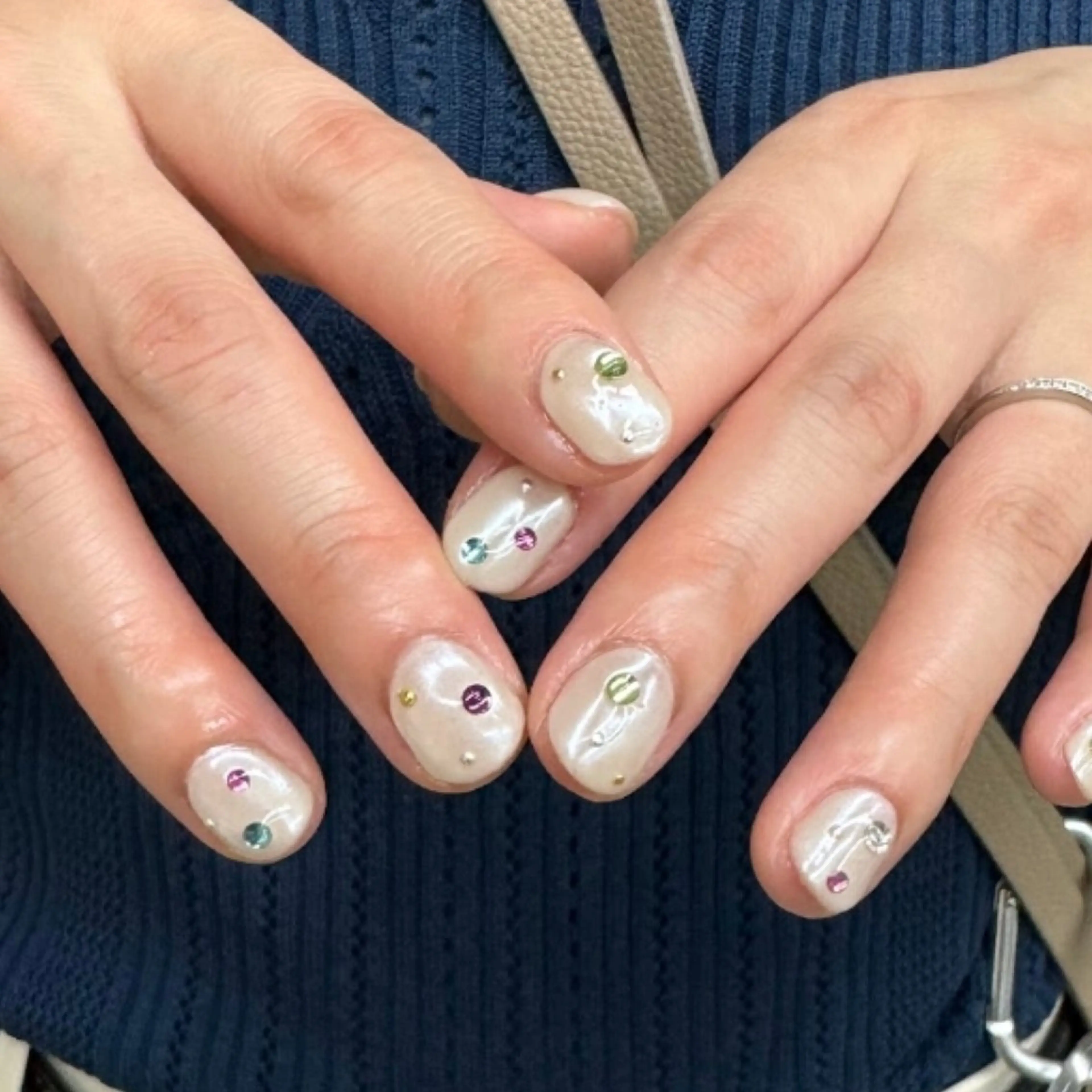 ネイル ハンドネイル nailstudio eviz仙台店のネイルデザイン