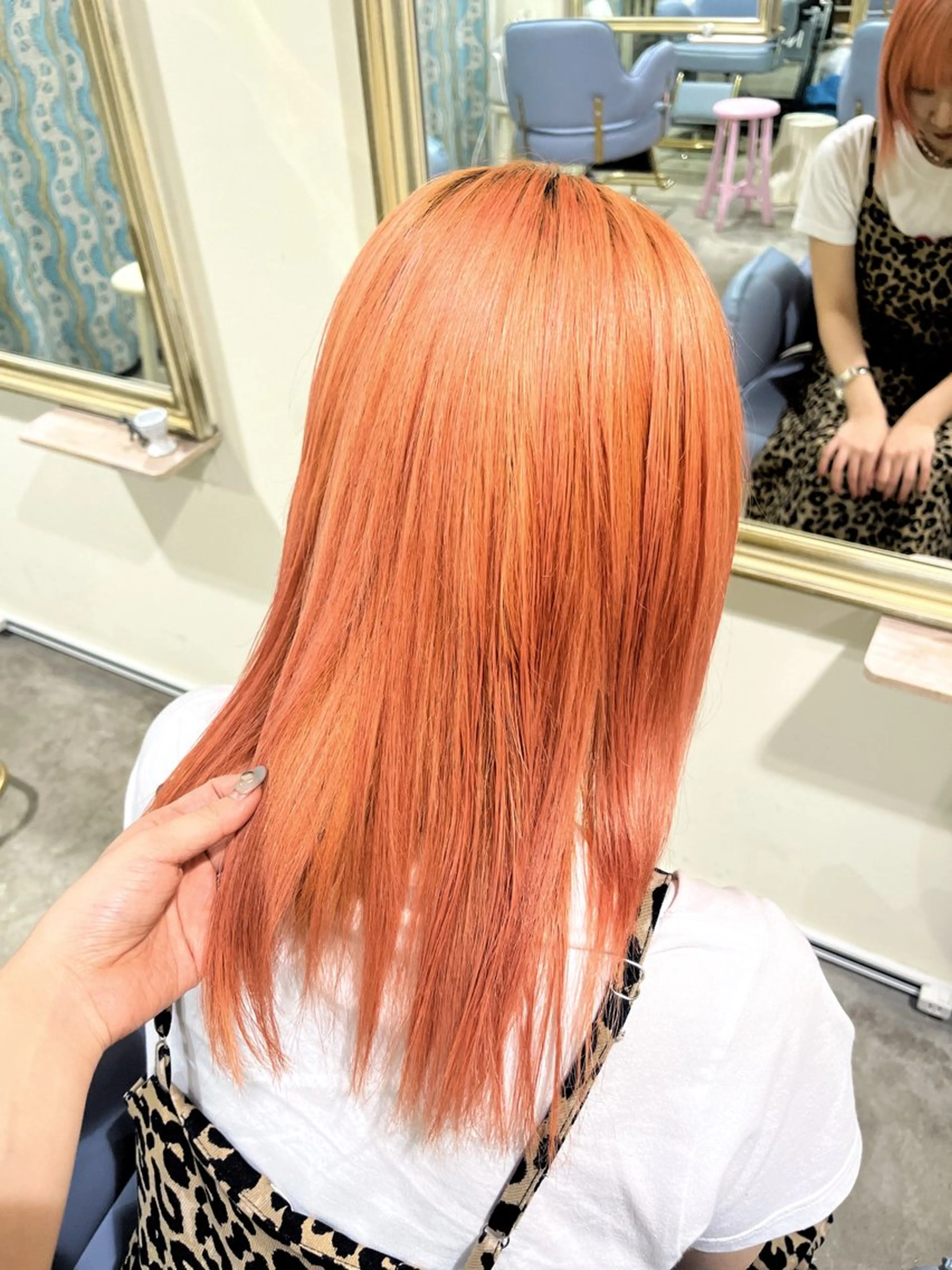 セミロング カラー 透明感カラー カットモデル募集🤍 🐇anzuのヘアスタイル
