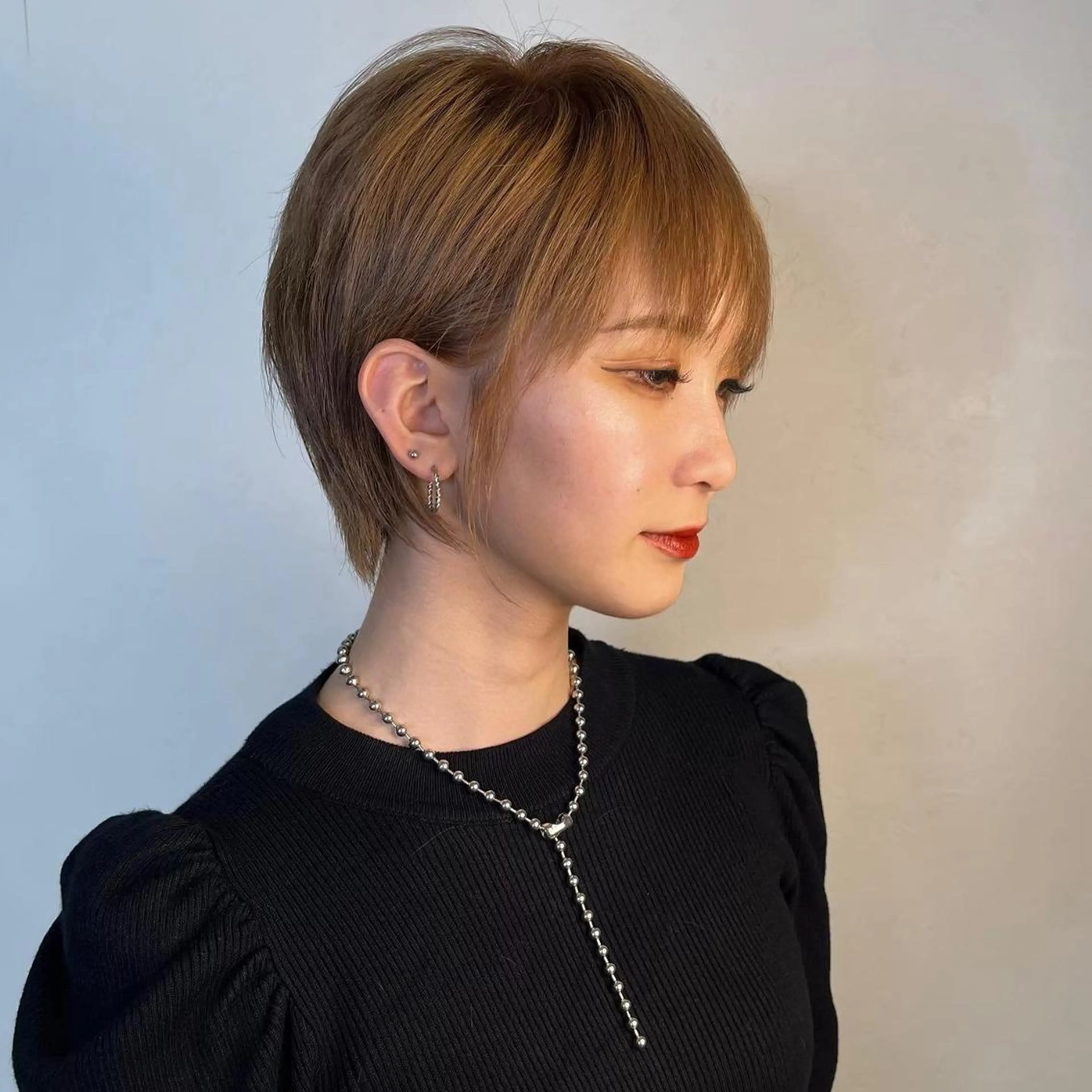 ショート 似合わせカット カット ヘアカラー トリートメント ＿WHITE鳳店 アンダーバーホワイトのヘアスタイル