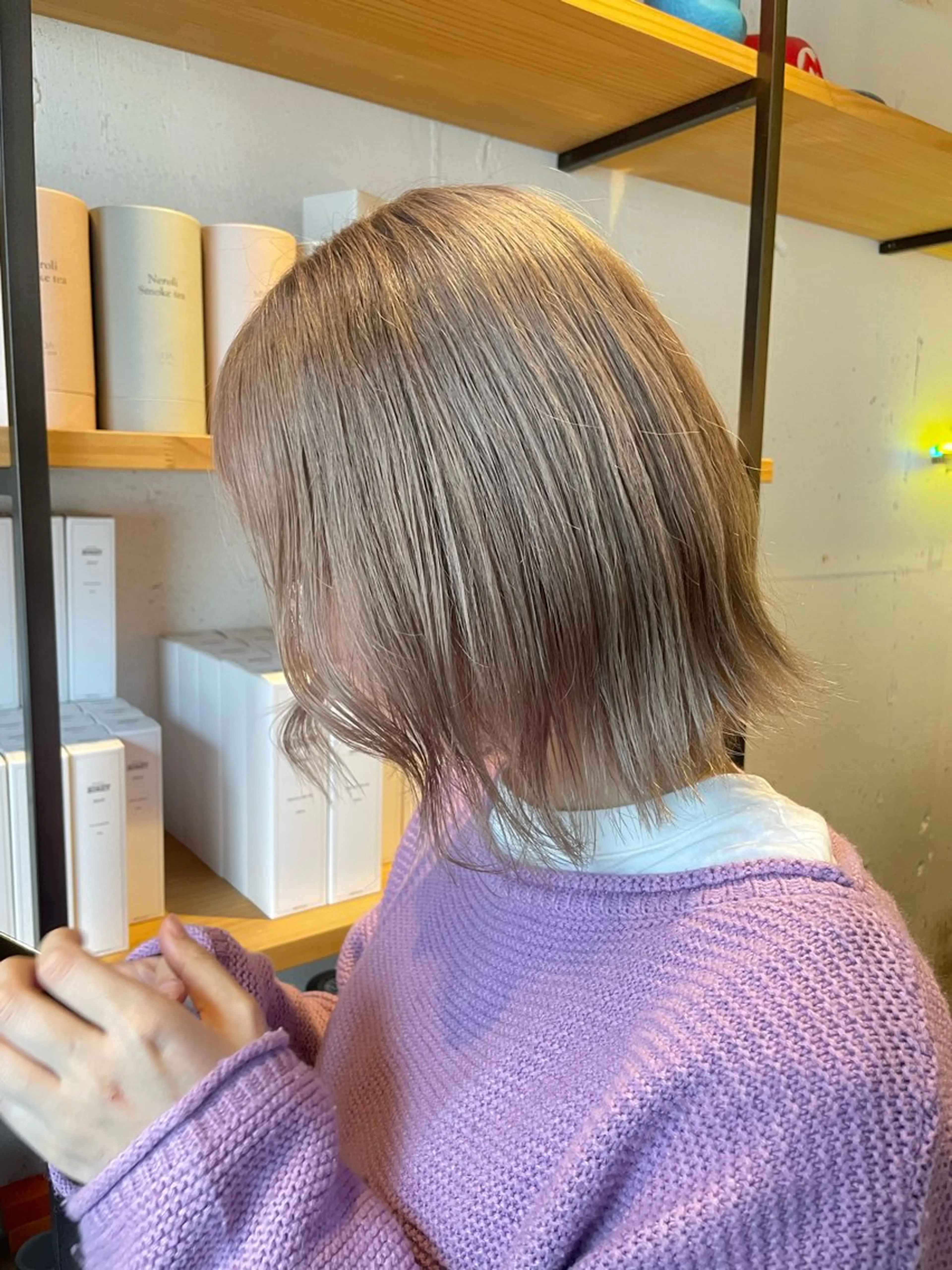 ミディアム カット ヘアカラー トリートメント EIGHT　最所 瑞稀のヘアスタイル