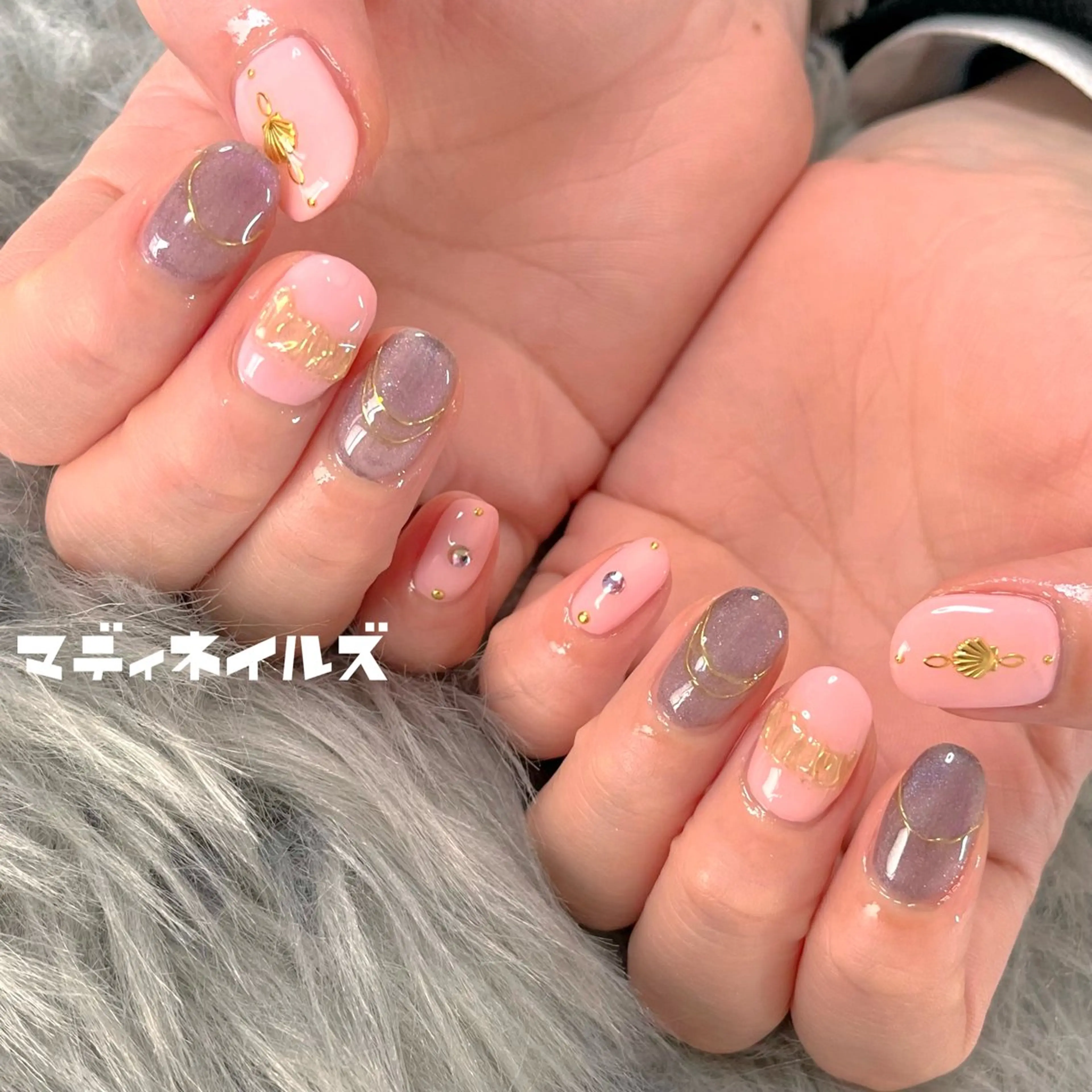 ネイル ブルー マグネットネイル ピンク MADDY NAILS所属・MADDYNAILS ✴︎柏痛ネイルのネイルデザイン