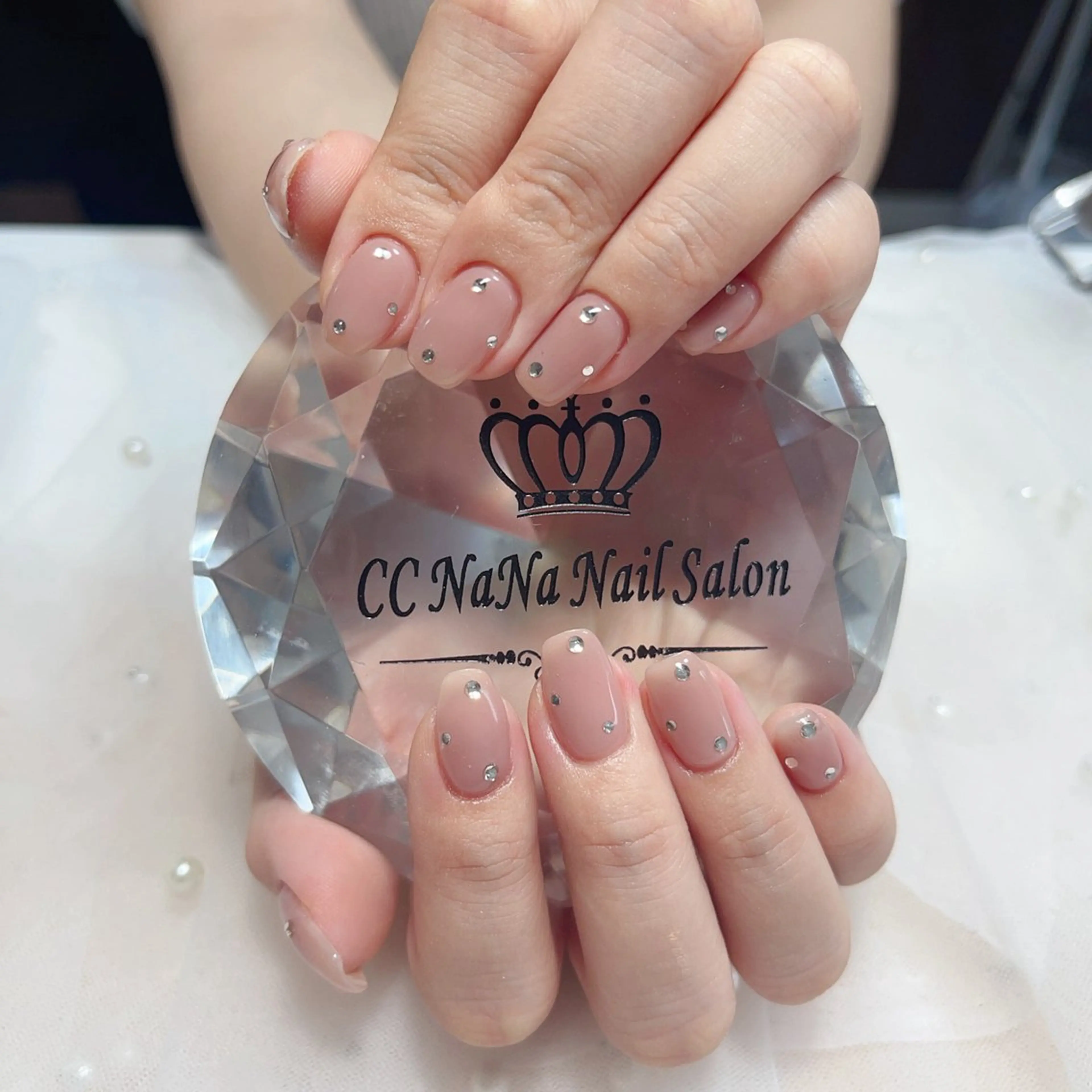 ネイル チークネイル フラッシュネイル ハート キラキラネイル 韓国ネイル ハンドネイル 💎CC・NaNa 韓国風ネイル🌙のネイルデザイン