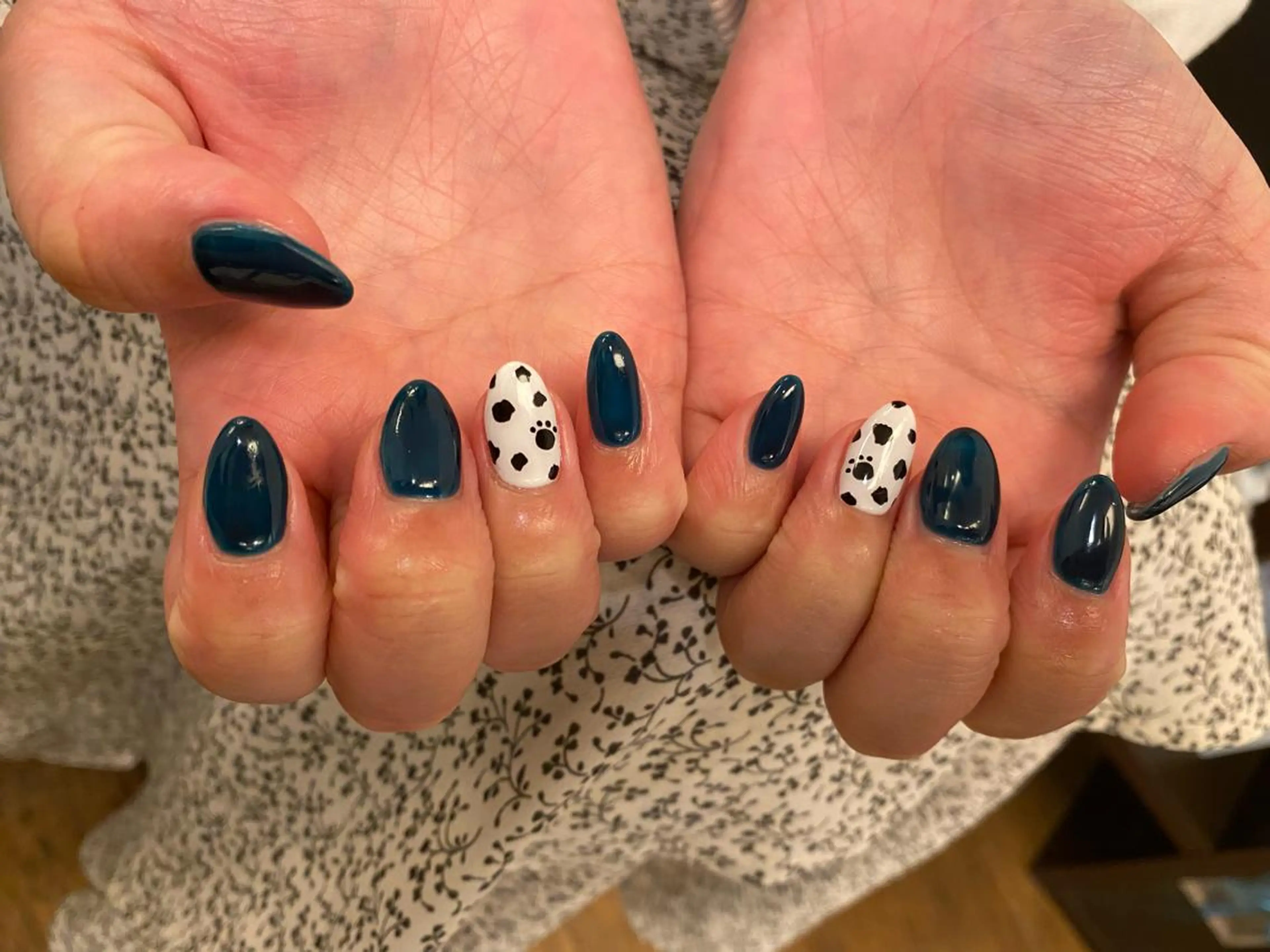 ネイル アニマル柄 アートネイル ハンドネイル YAGAWA NAOのネイルデザイン