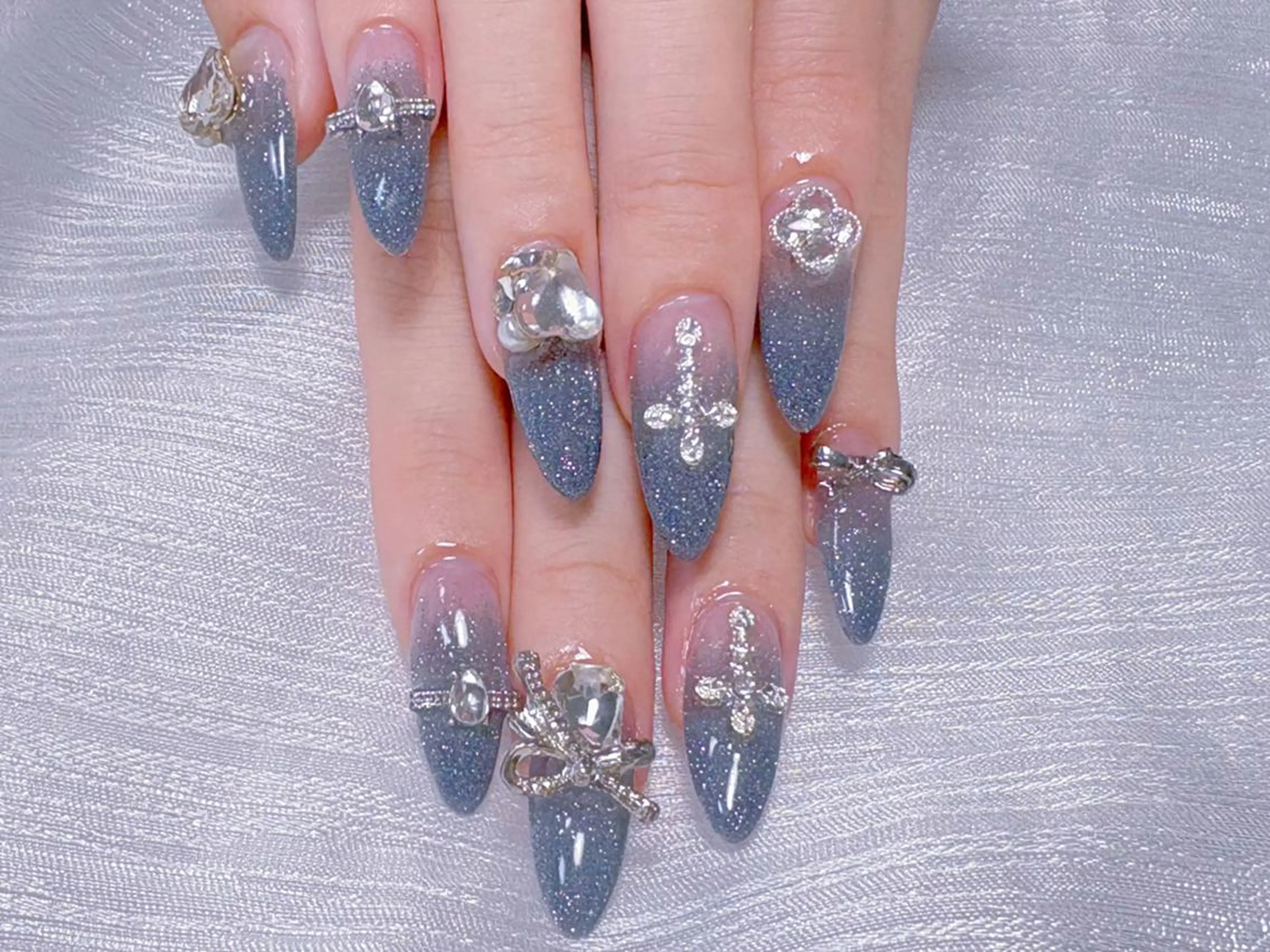 ネイル ハンドネイル 💙羽生 彩光💙のネイルデザイン