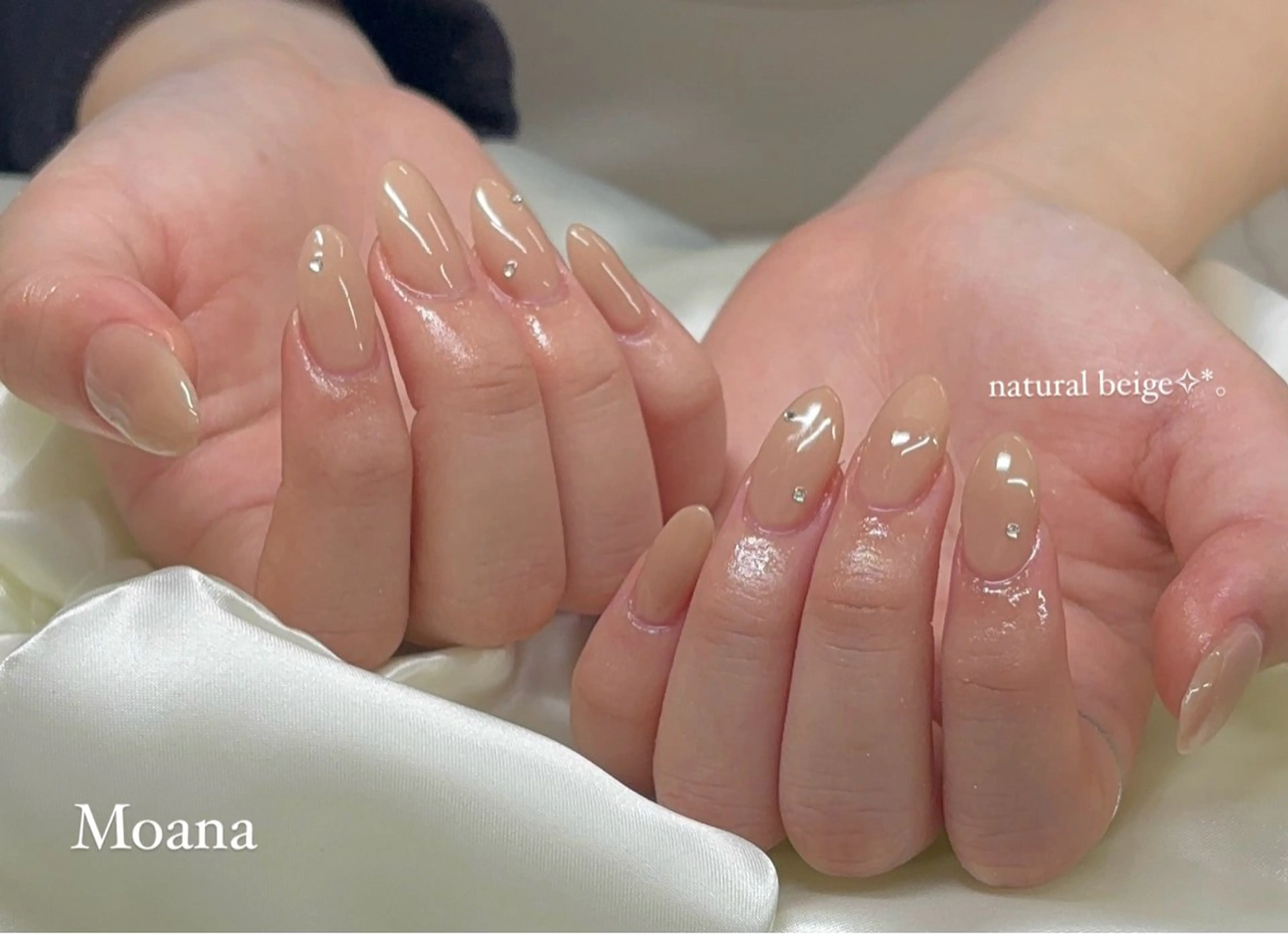 ネイル オフィスネイル シルバー ストーンネイル Moana nail Hiyoriのネイルデザイン