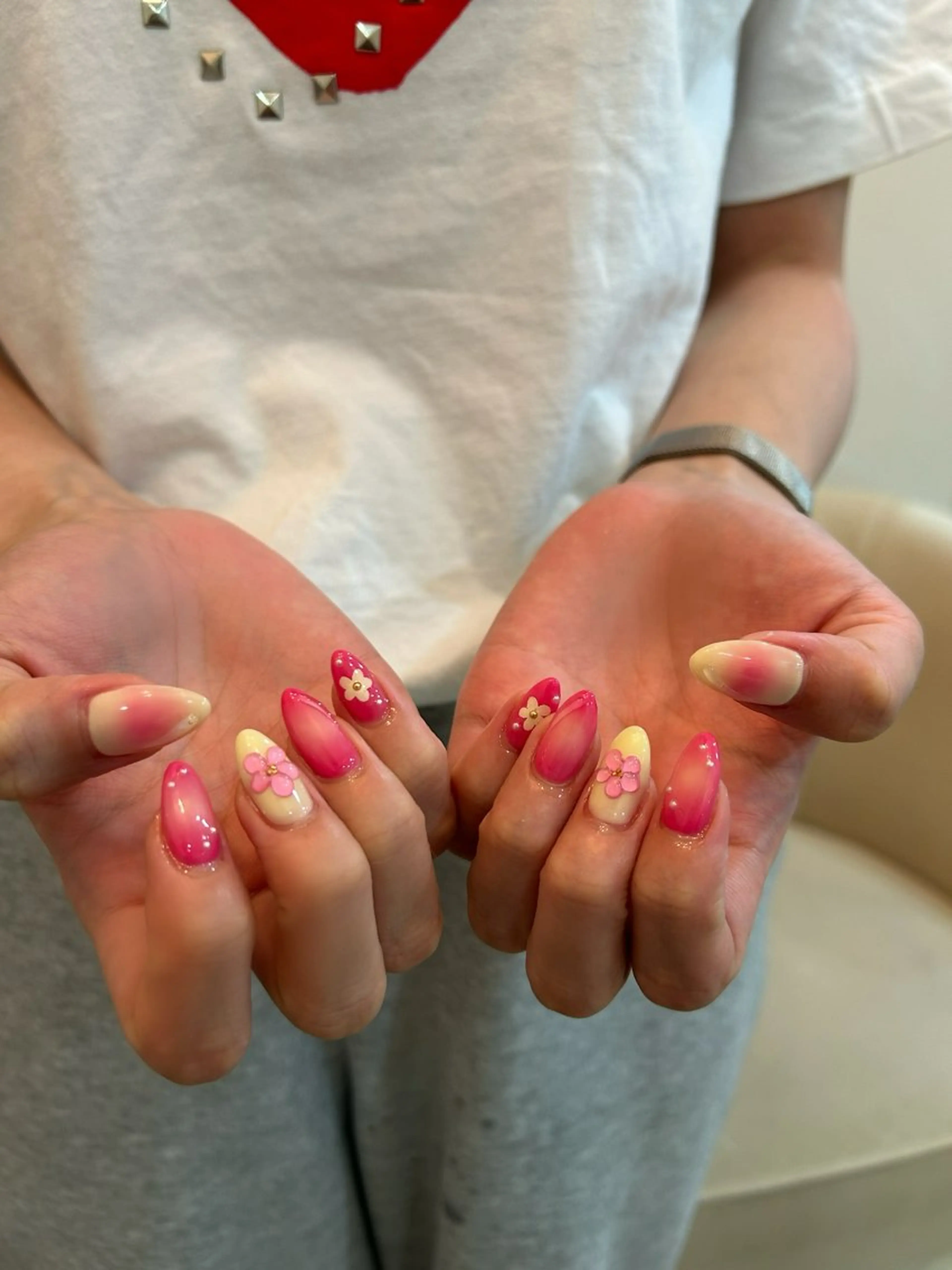 ネイル 山本 彩加のネイルデザイン