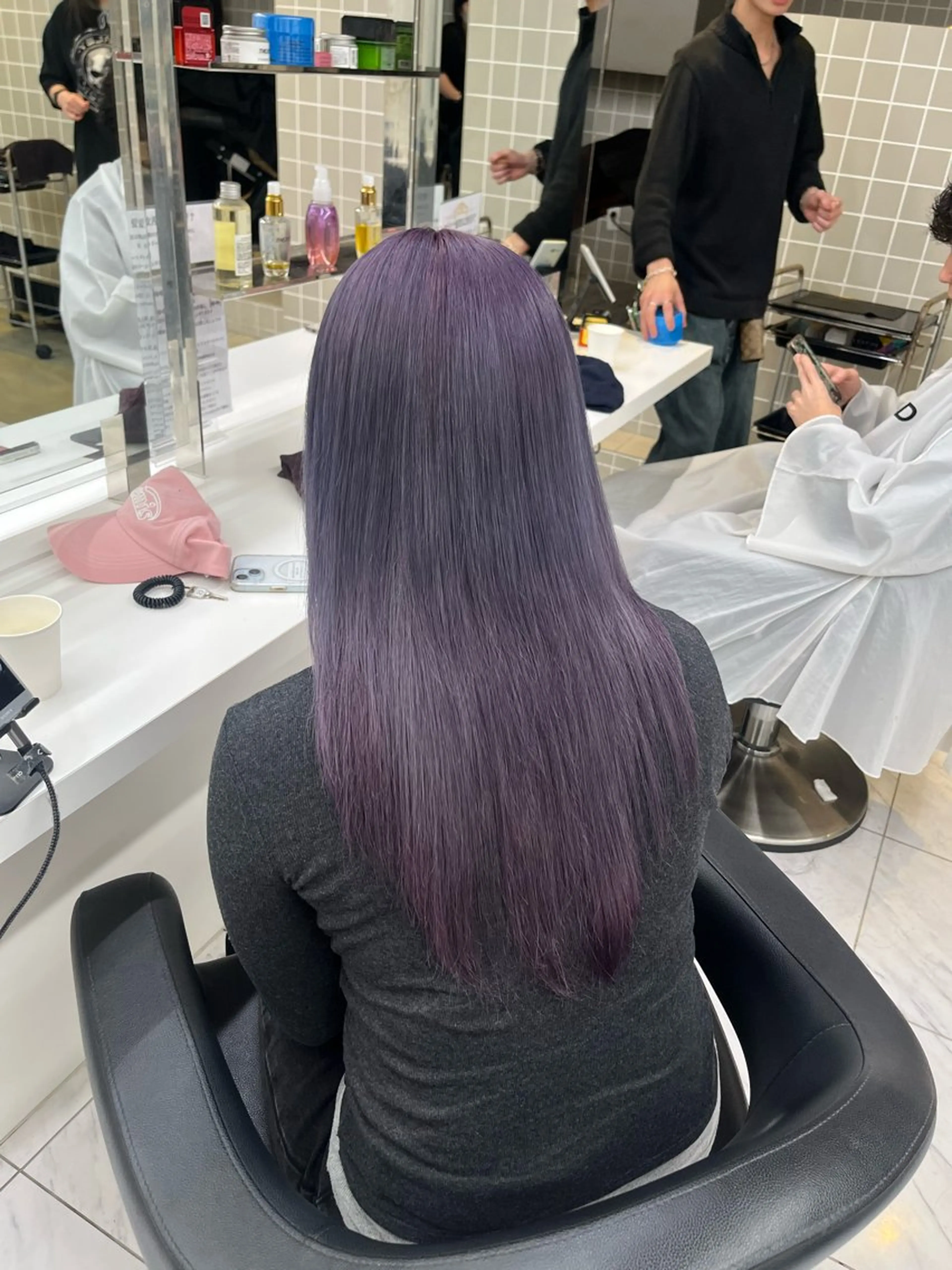 ロング ヘアカラー トリートメント ヘッドスパ ヘアセット 寒色＆ブリーチ特化 寒色MiOのヘアスタイル