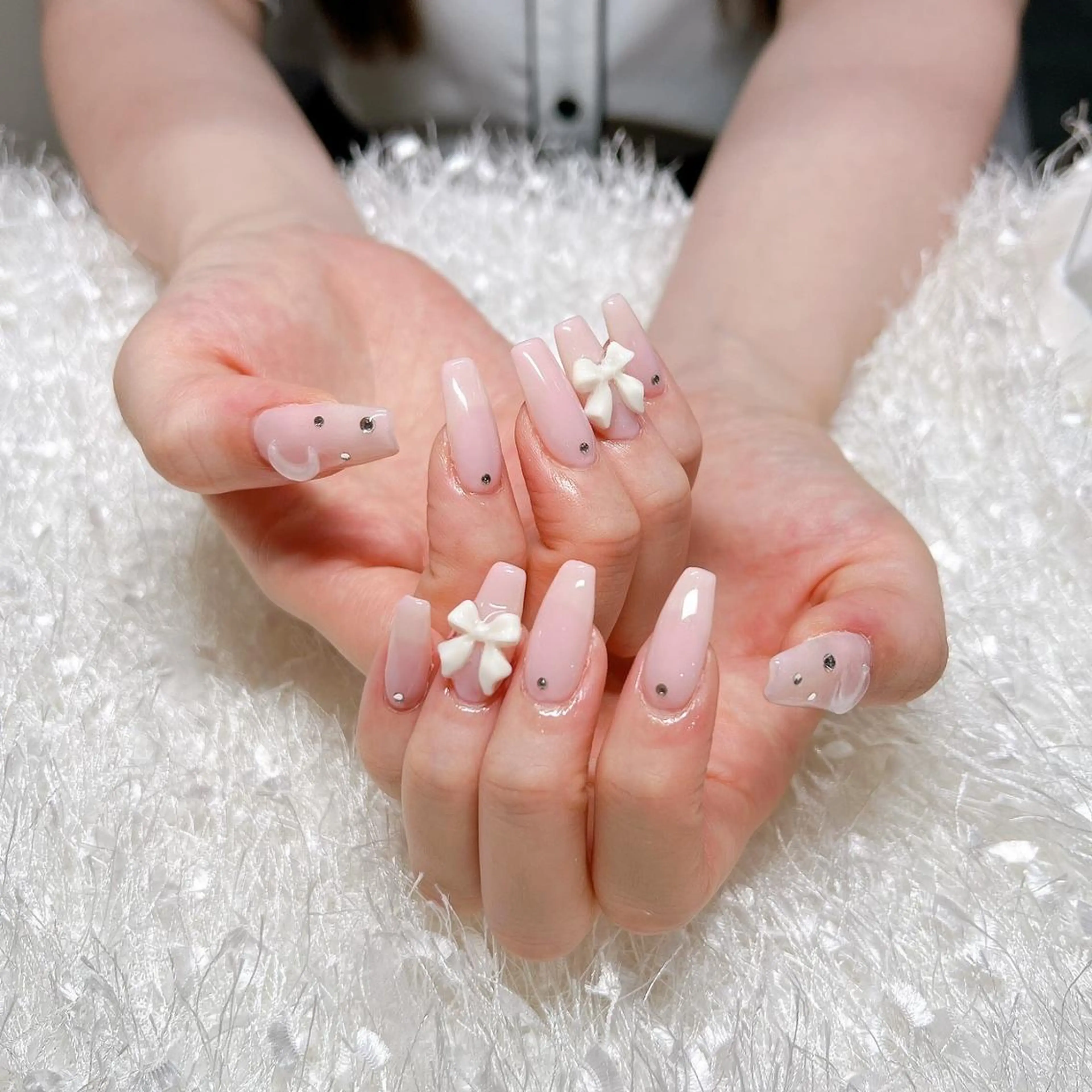 ネイル 長さ出し フレンチネイル ジェルネイル グラデーション 韓国ネイル ハンドネイル Nail&eye Belire 新宿のネイルデザイン