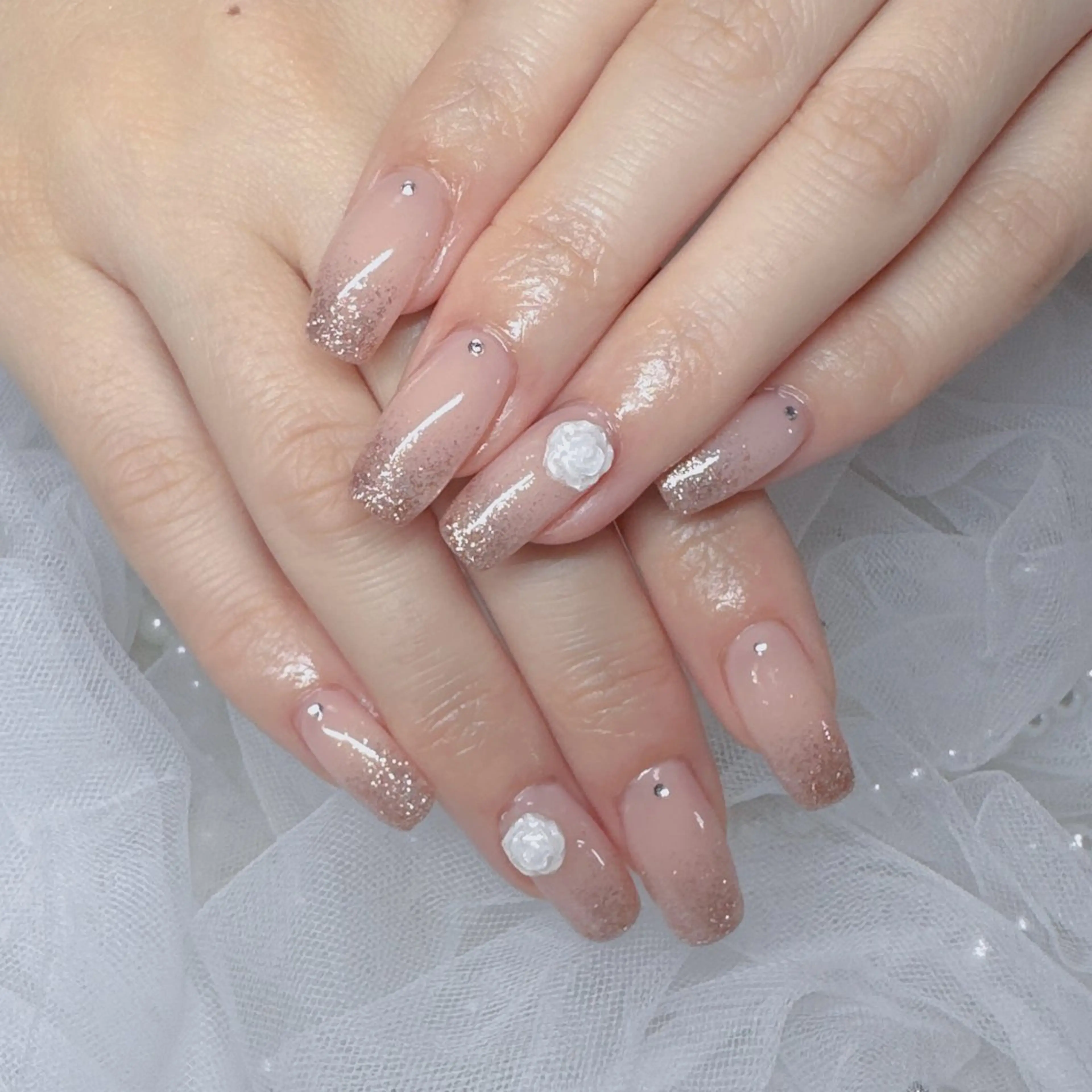 ネイル ハンドネイル Momo🍑 【パラジェル取扱店】のネイルデザイン