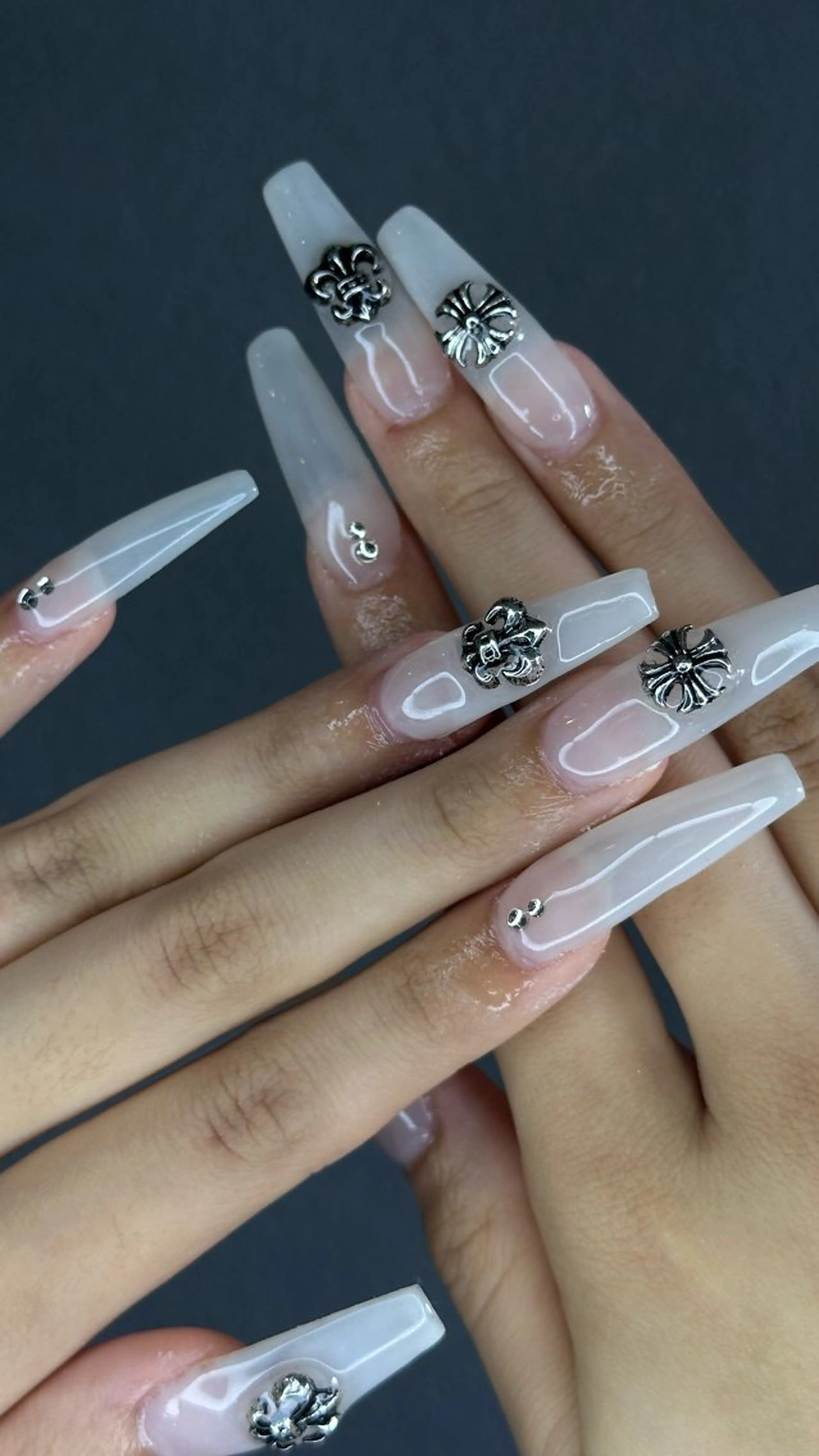 ネイル ハンドネイル lillion nail salon所属・Ru nail♡のネイルデザイン