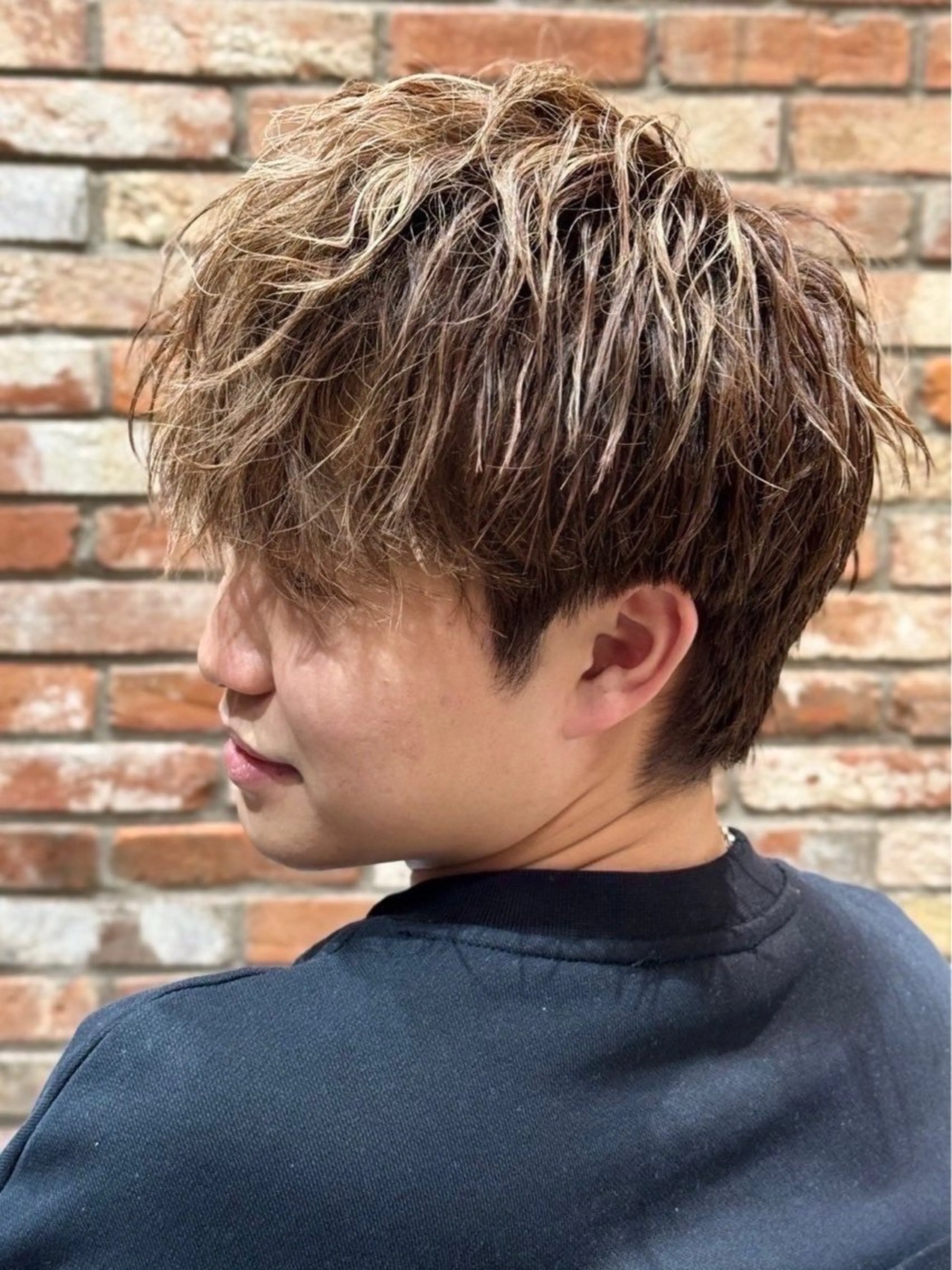 ショート カラー パーマ メンズ 武井 凌のヘアスタイル
