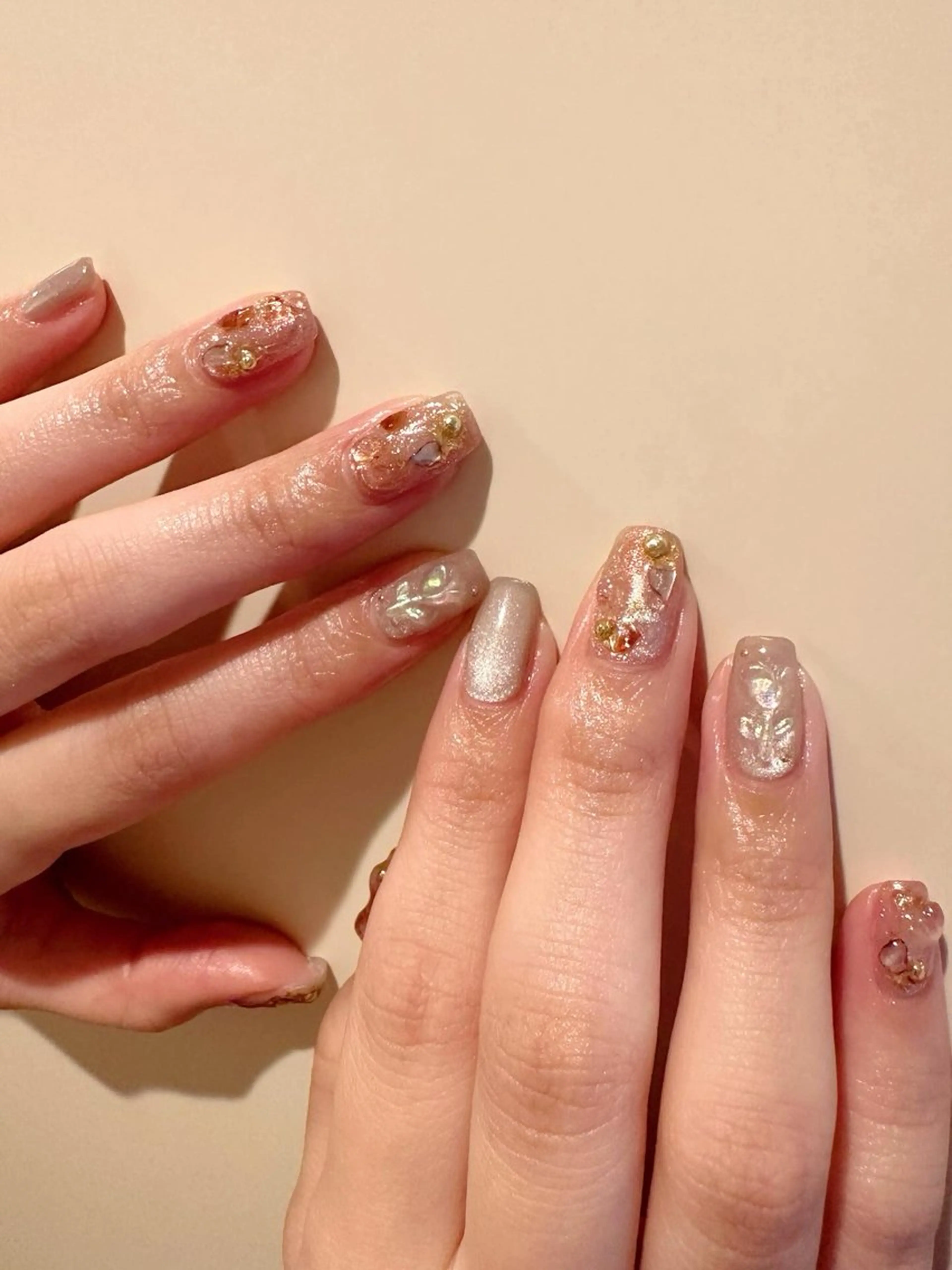 ネイル 氷ネイル・うるうるネイル 韓国ネイル マグネットネイル ニュアンスネイル 夏ネイル 🪞KAPE NAIL 🪞のネイルデザイン