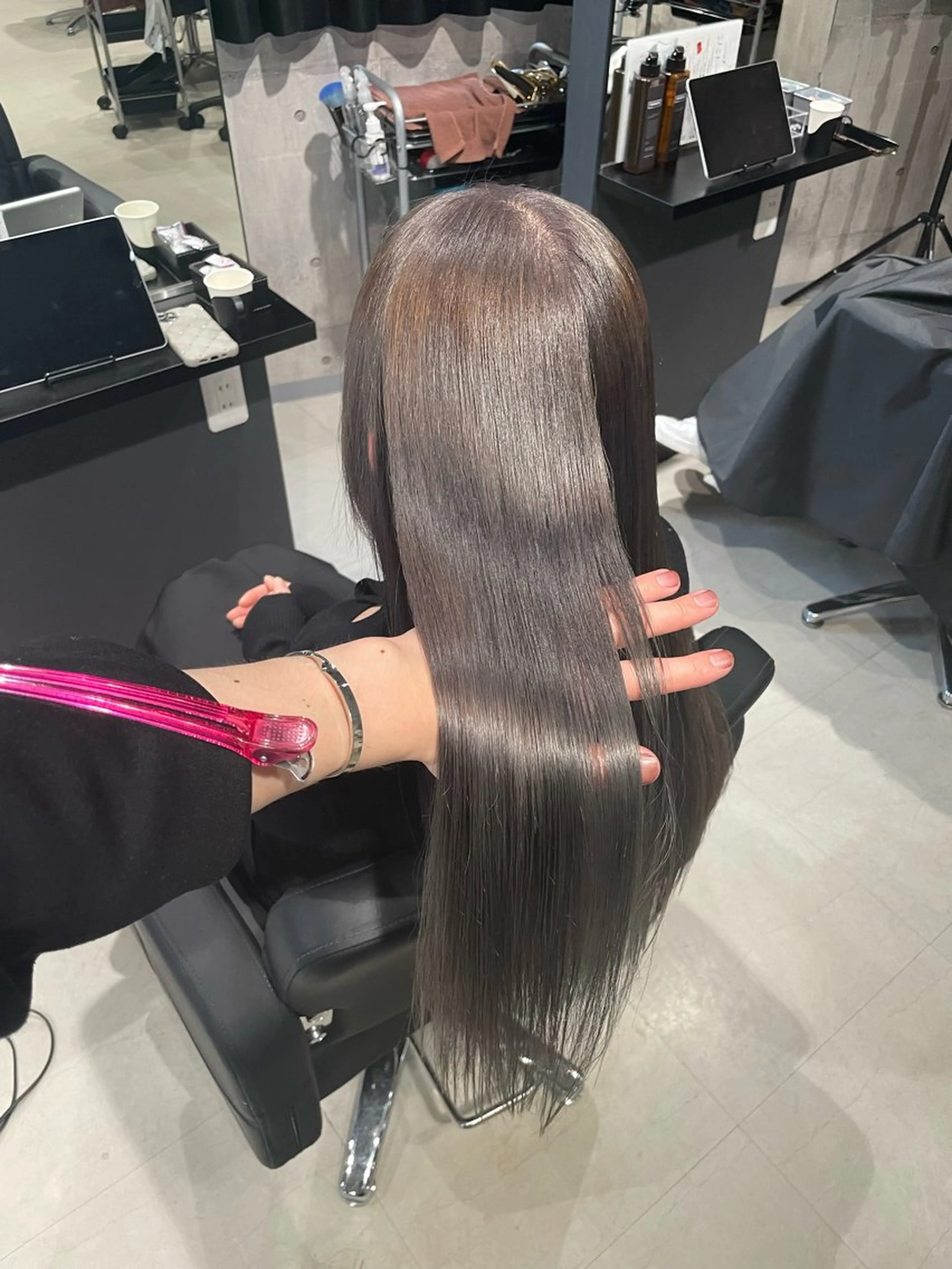 ロング カラー グレージュ ヘアカラー トリートメント 髪質改善/艶カラー Hiroakiのヘアスタイル