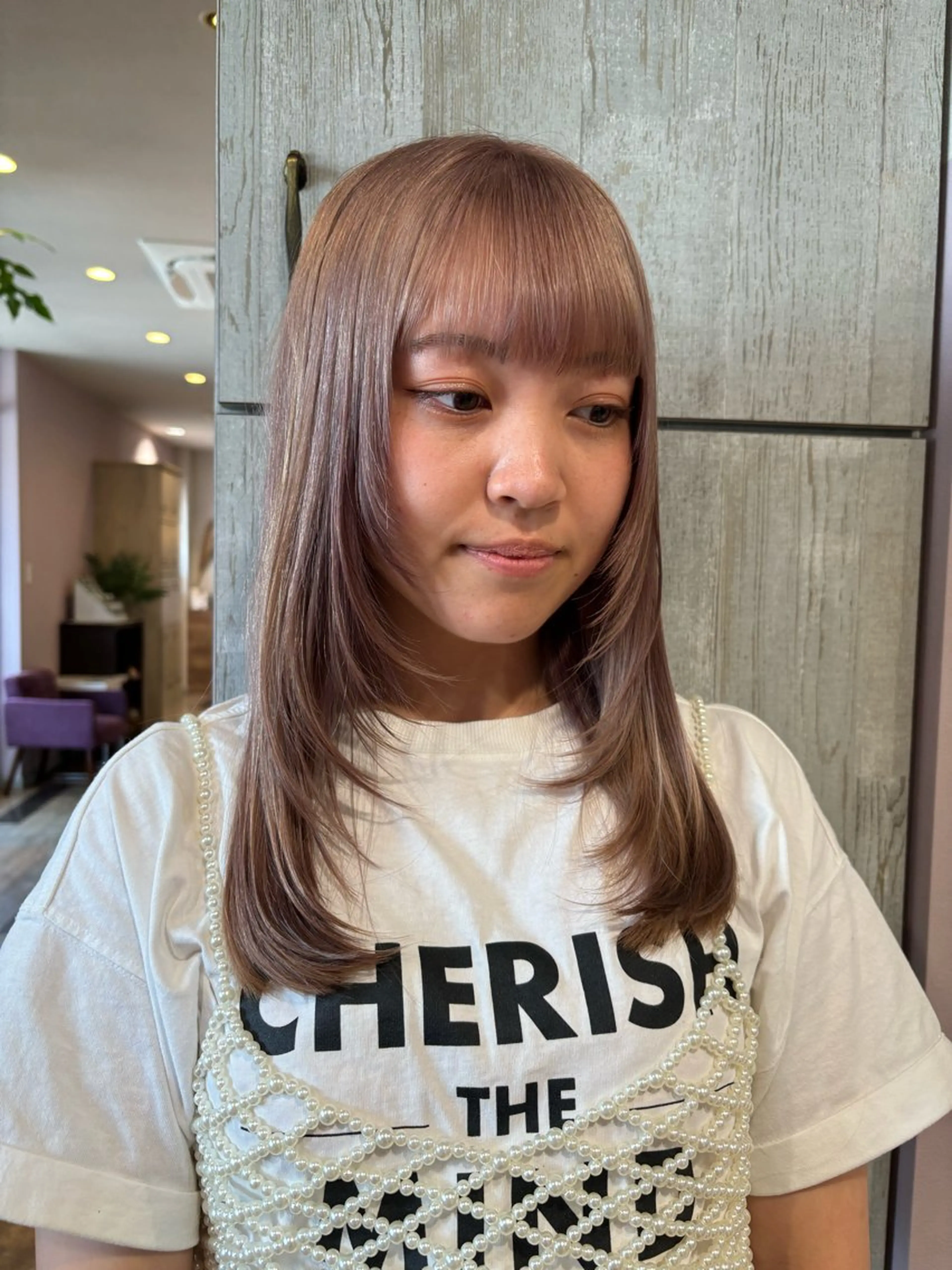 ロング カラー ベージュカラー ブリーチ ケアブリーチ ハイトーンカラー レイヤーカット ハイトーン/透明感 カラー🤍こころのヘアスタイル