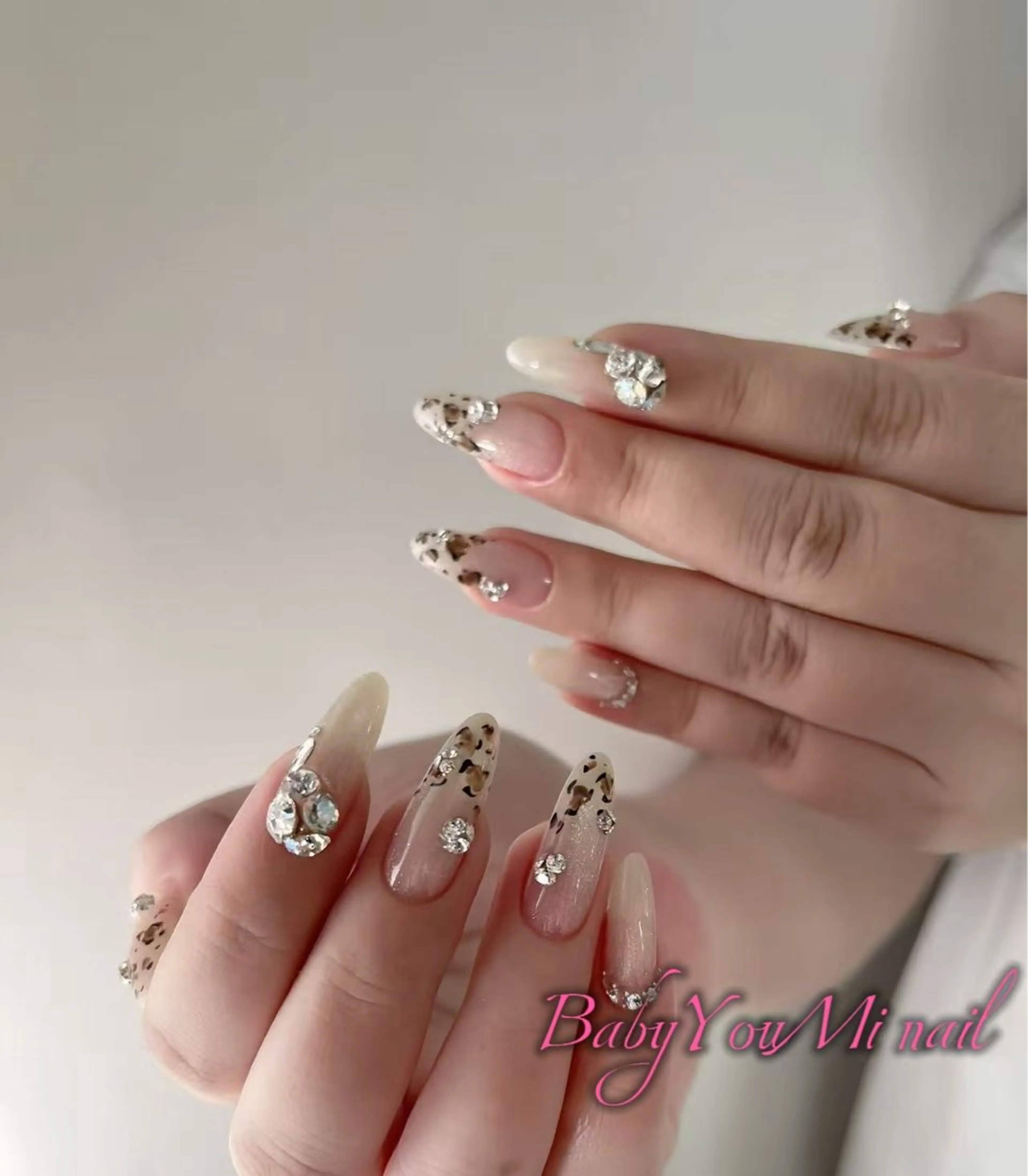 ネイル オーロラネイル フラワーネイル フットネイル フレンチネイル ジェルネイル ハンドネイル 相沢 さやかのネイルデザイン