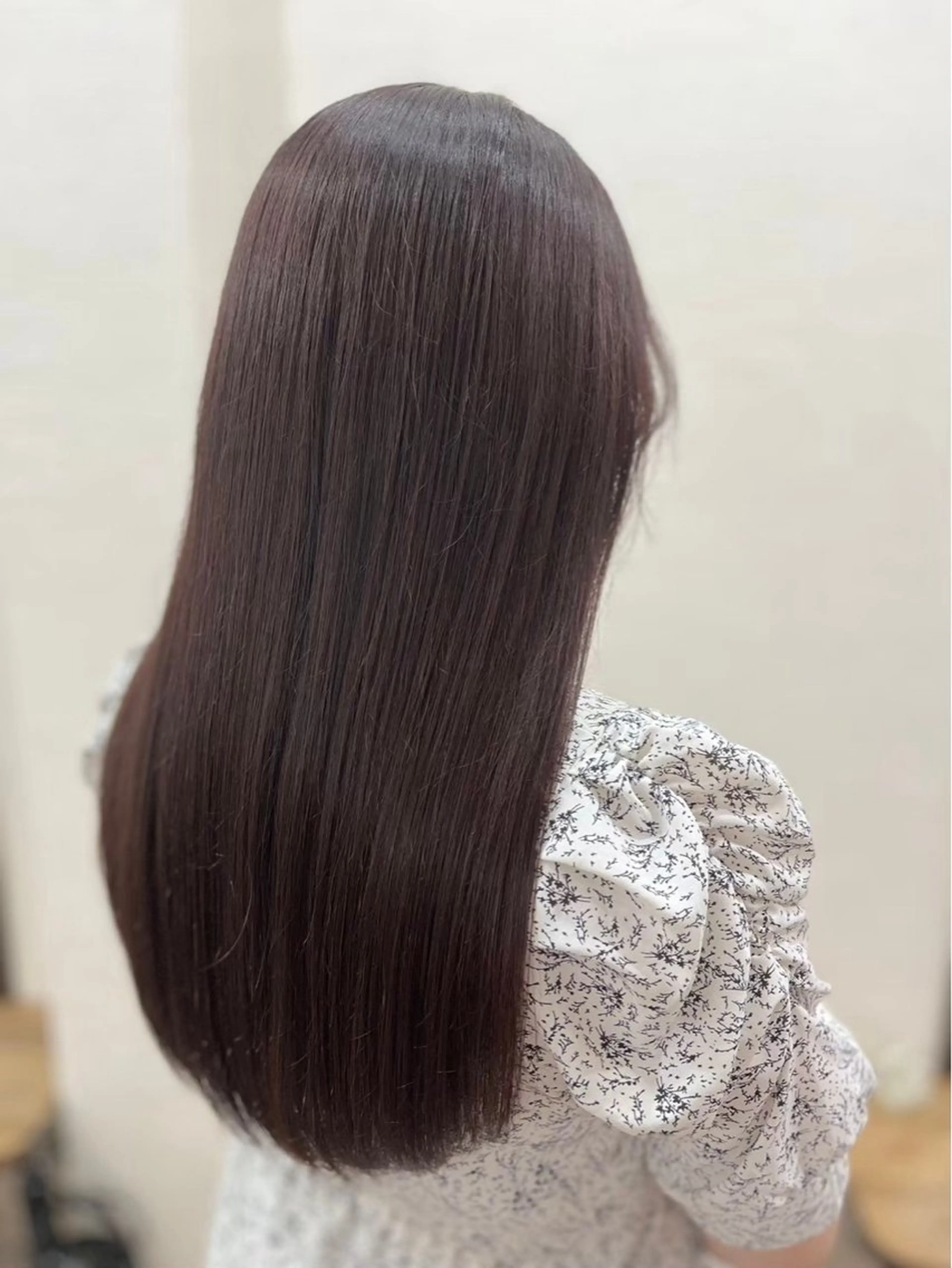 セミロング カラー アトリエマイ北千住所属・永塚 萌花のヘアスタイル