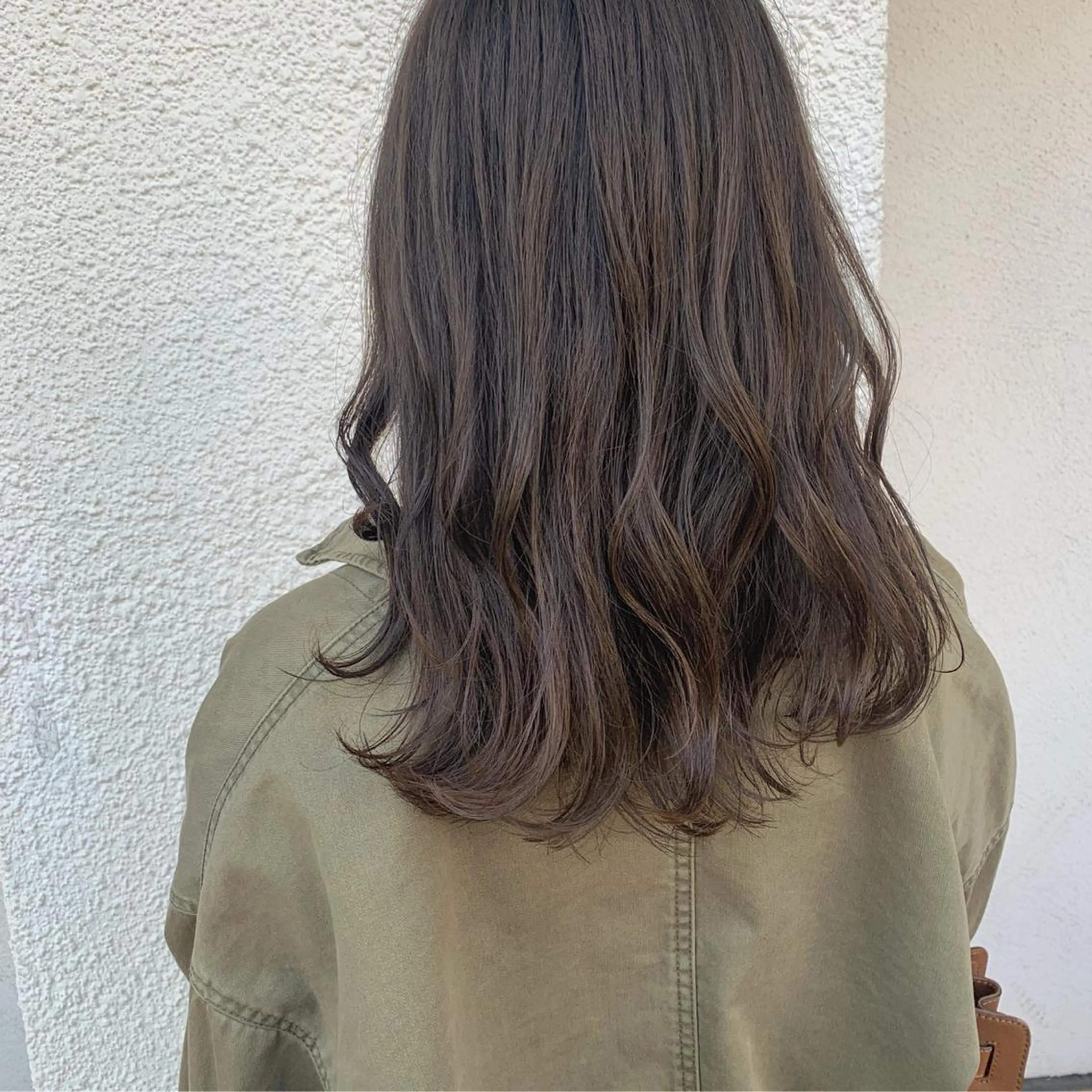 セミロング カラー 中津/柔らかカラー/ ナガオ イズミのヘアスタイル