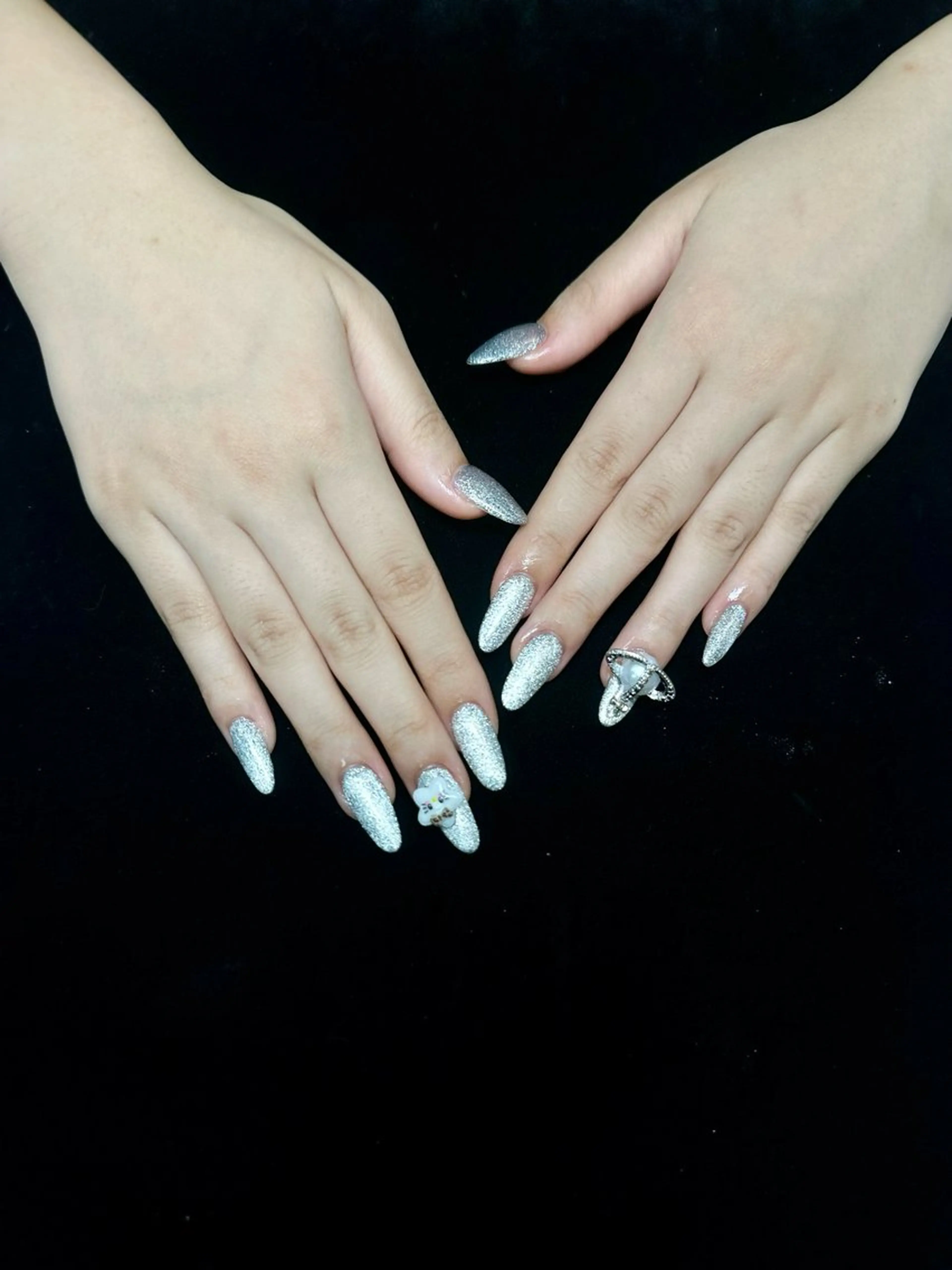 ネイル ongles chic所属・YU MIのネイルデザイン