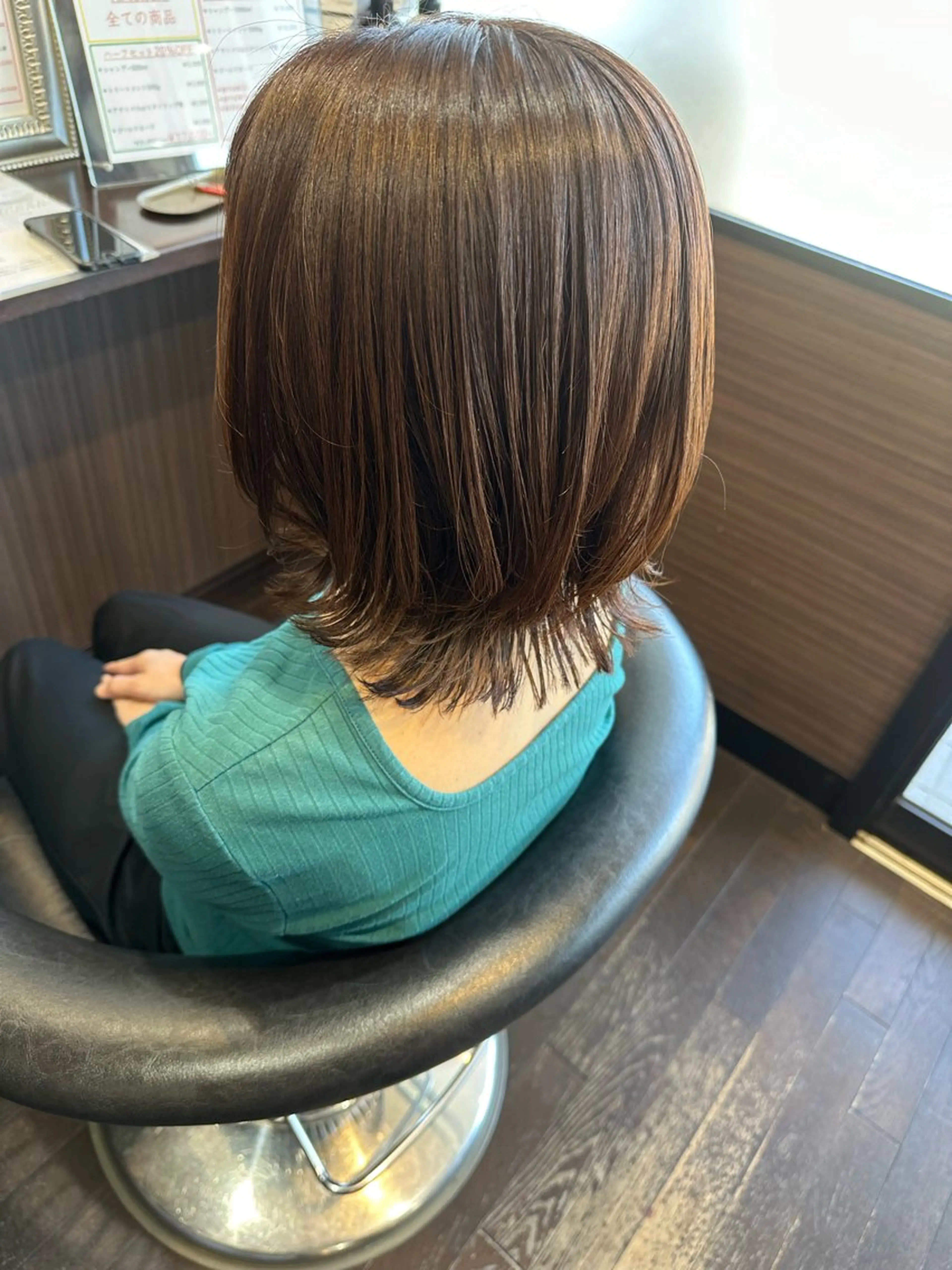 ミディアム ボブ くびれヘア 中村 飛成のヘアスタイル
