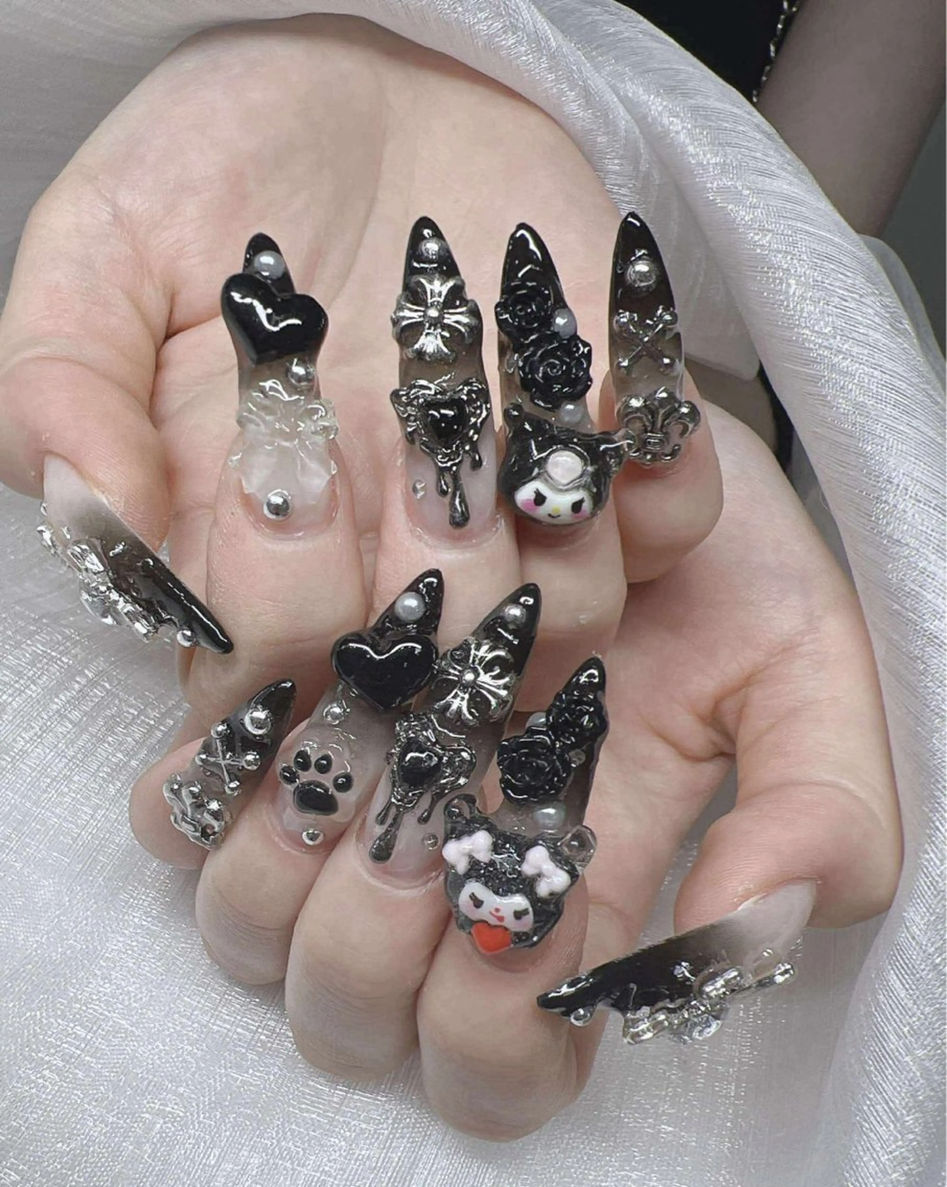 ネイル ハンドネイル Lee Nailsのネイルデザイン