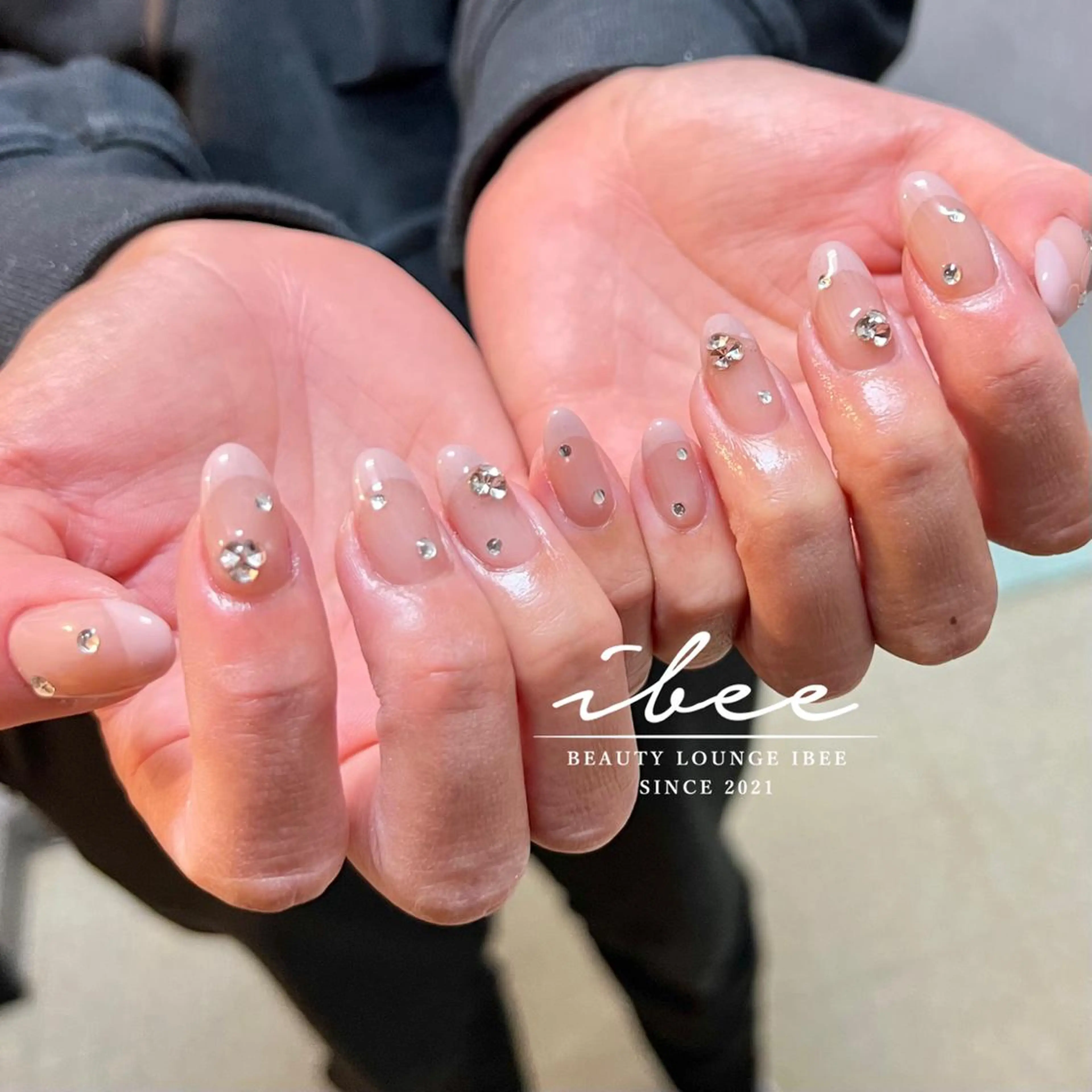 ネイル ハンドネイル ibee nail 🤍yumiのネイルデザイン