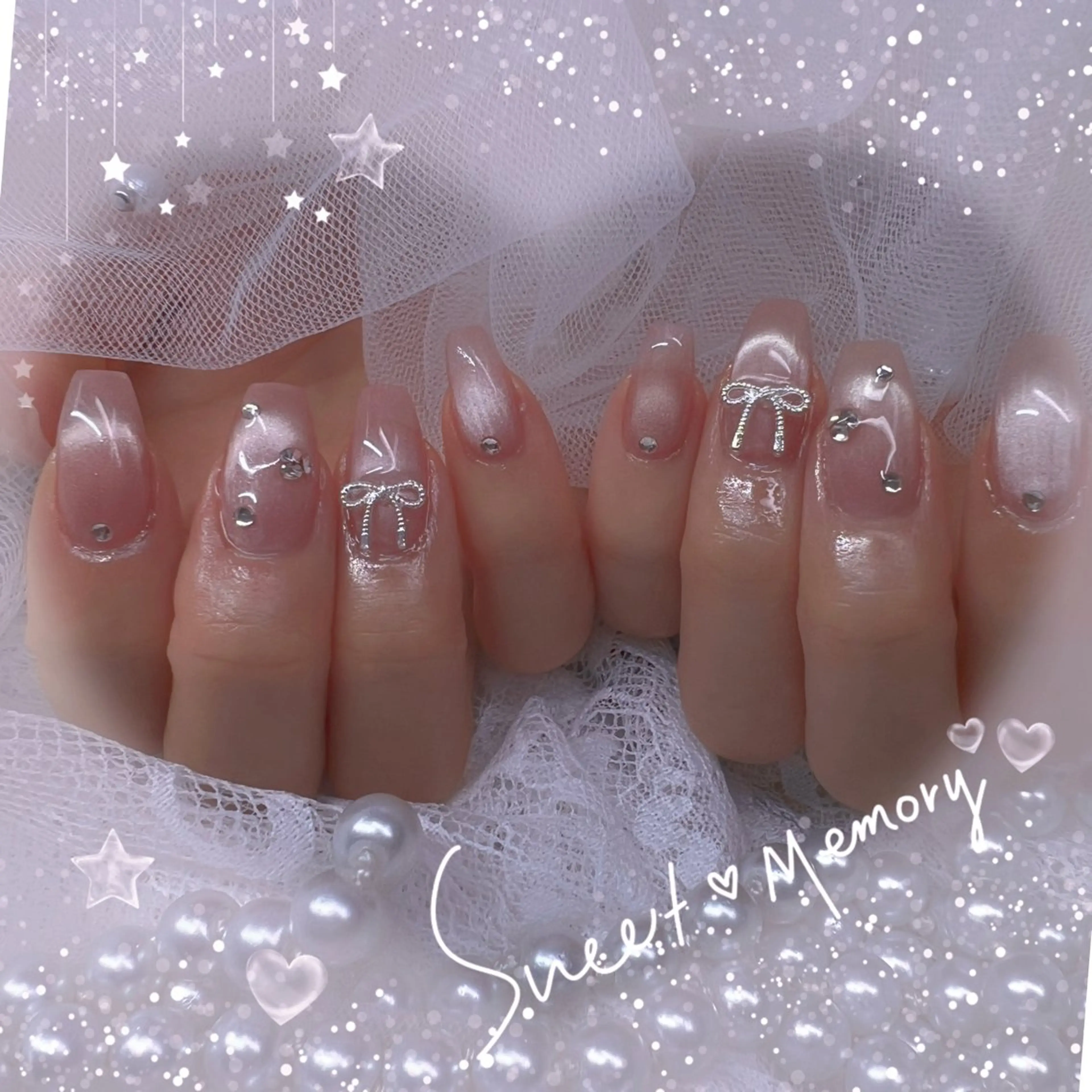 ネイル チークネイル フレンチネイル ガーリー ガラスフレンチ グラデーション ハンドネイル Chill Nailsalonのネイルデザイン