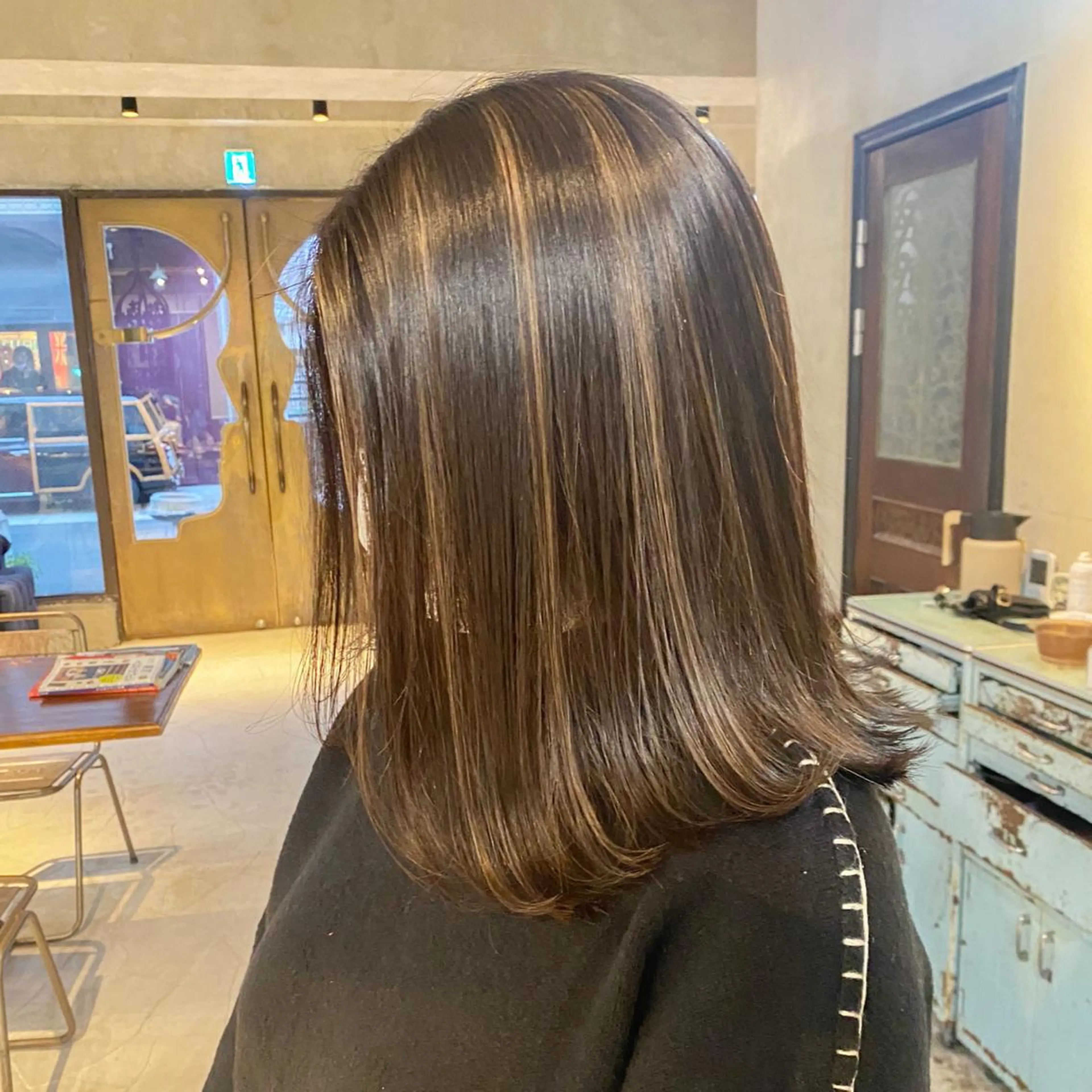 ミディアム カラー カット ヘアカラー トリートメント 海外デザイン🇺🇸 石渡諒太のヘアスタイル