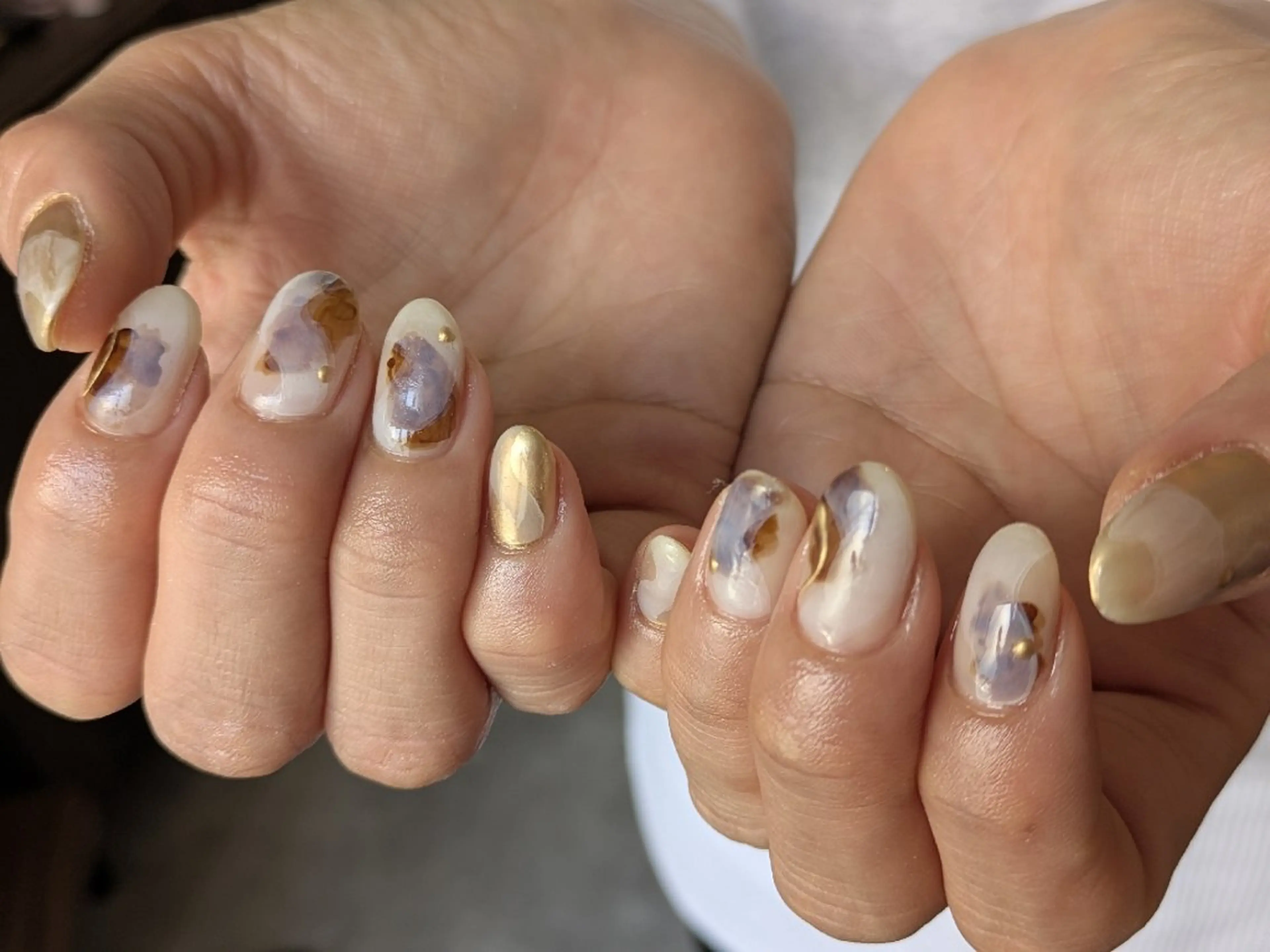 ネイル ニュアンスネイル 【新宿三丁目】AMIのネイルデザイン