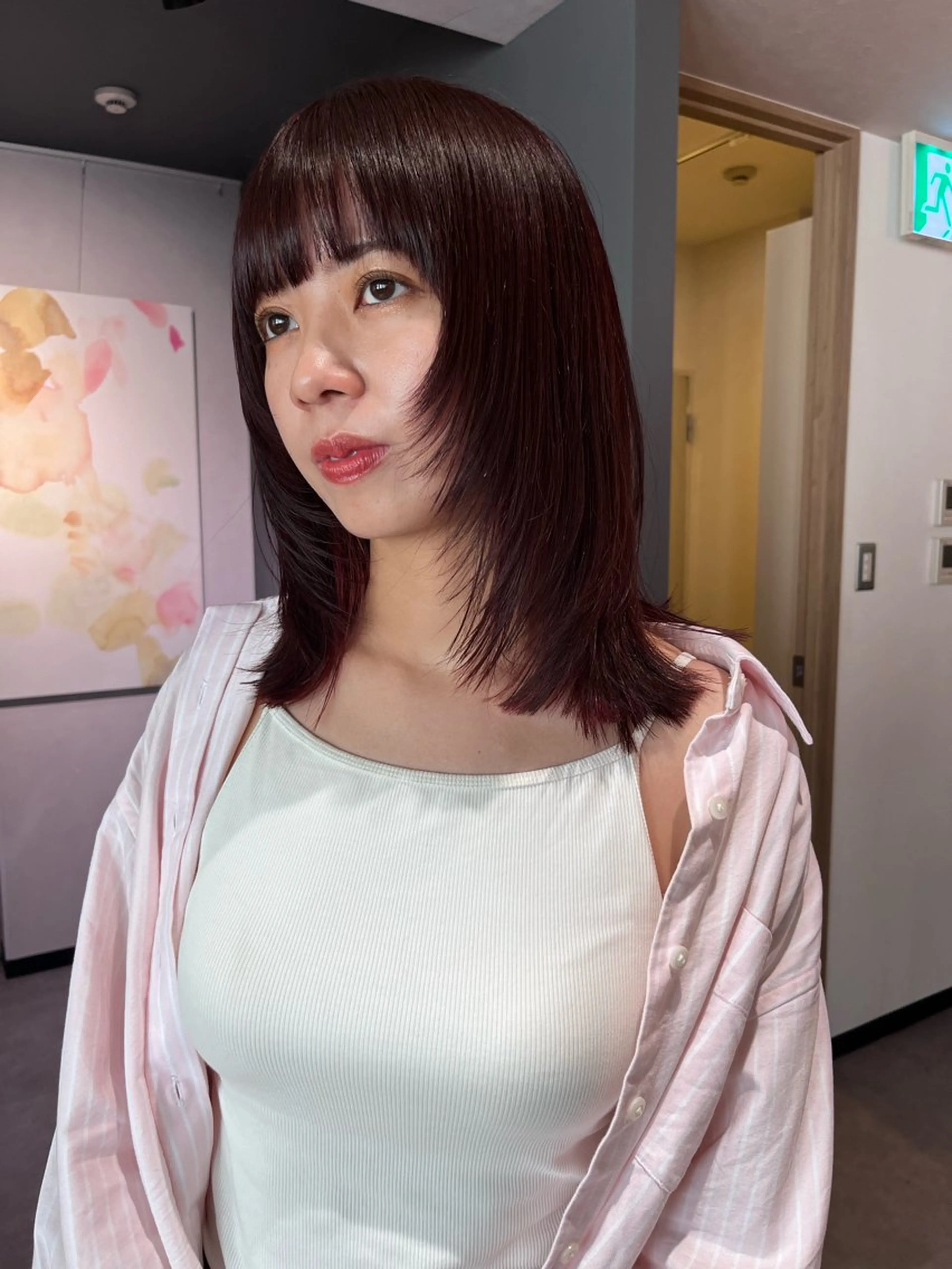 セミロング レイヤーカット カット ヘアカラー SALOWIN新潟万代所属・緑川 瑞穂のヘアスタイル
