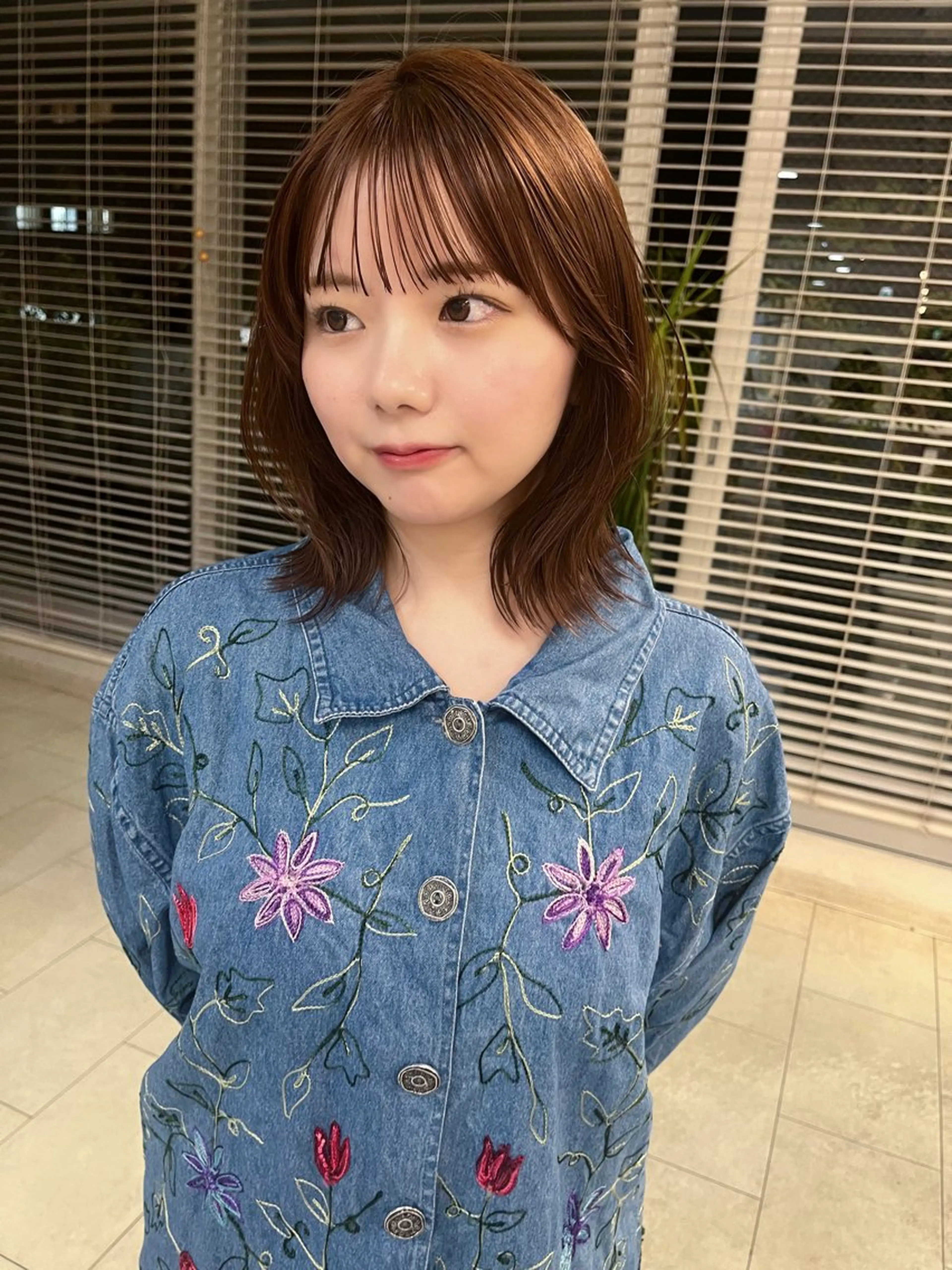 ミディアム カラー カット ヘアカラー kchiara所属・yura /レイヤーカットのヘアスタイル