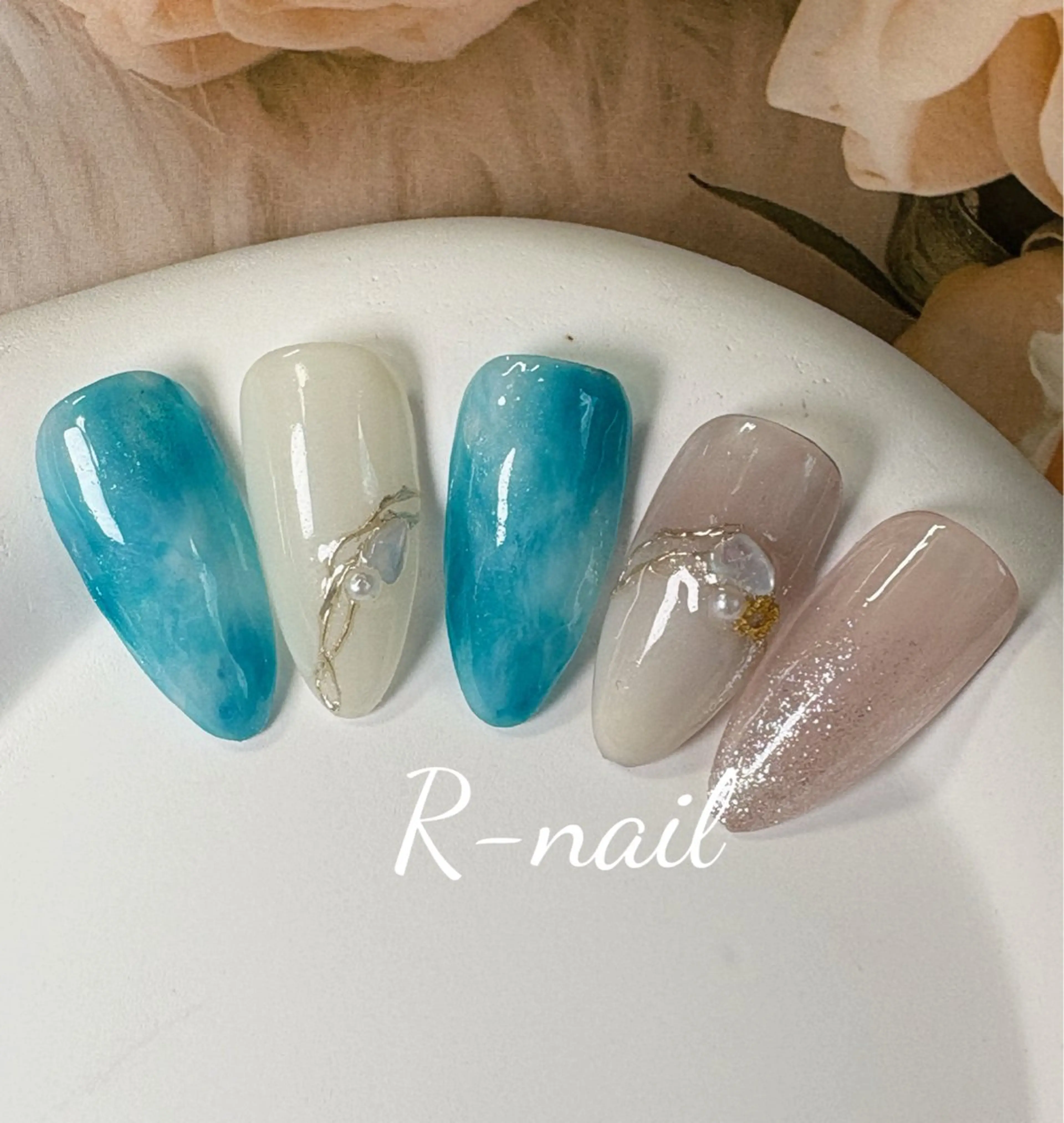 ネイル R-nail salonのネイルデザイン