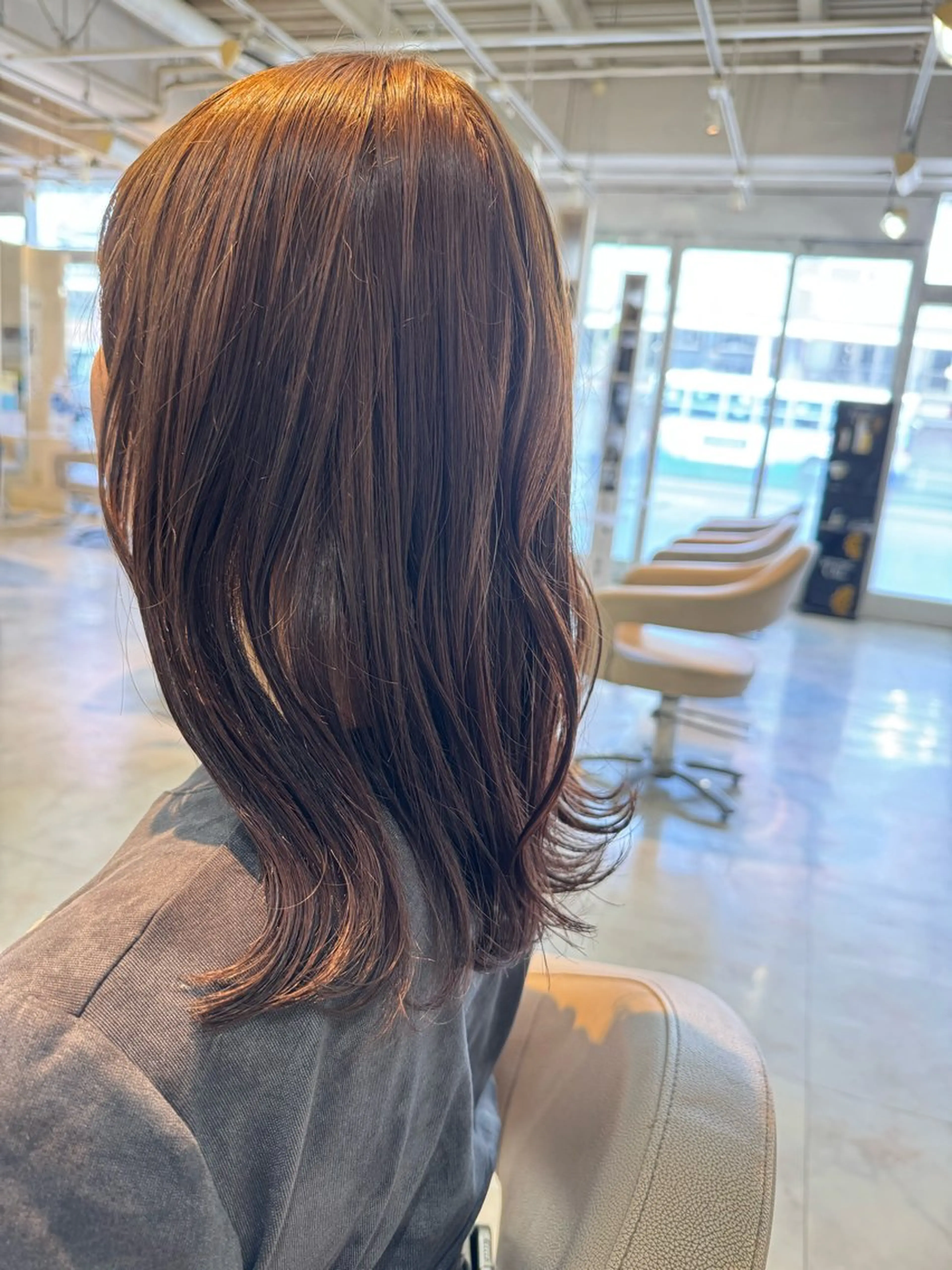 カラー ベージュカラー ヘーゼル カット ヘアカラー 本田 卓也のヘアスタイル