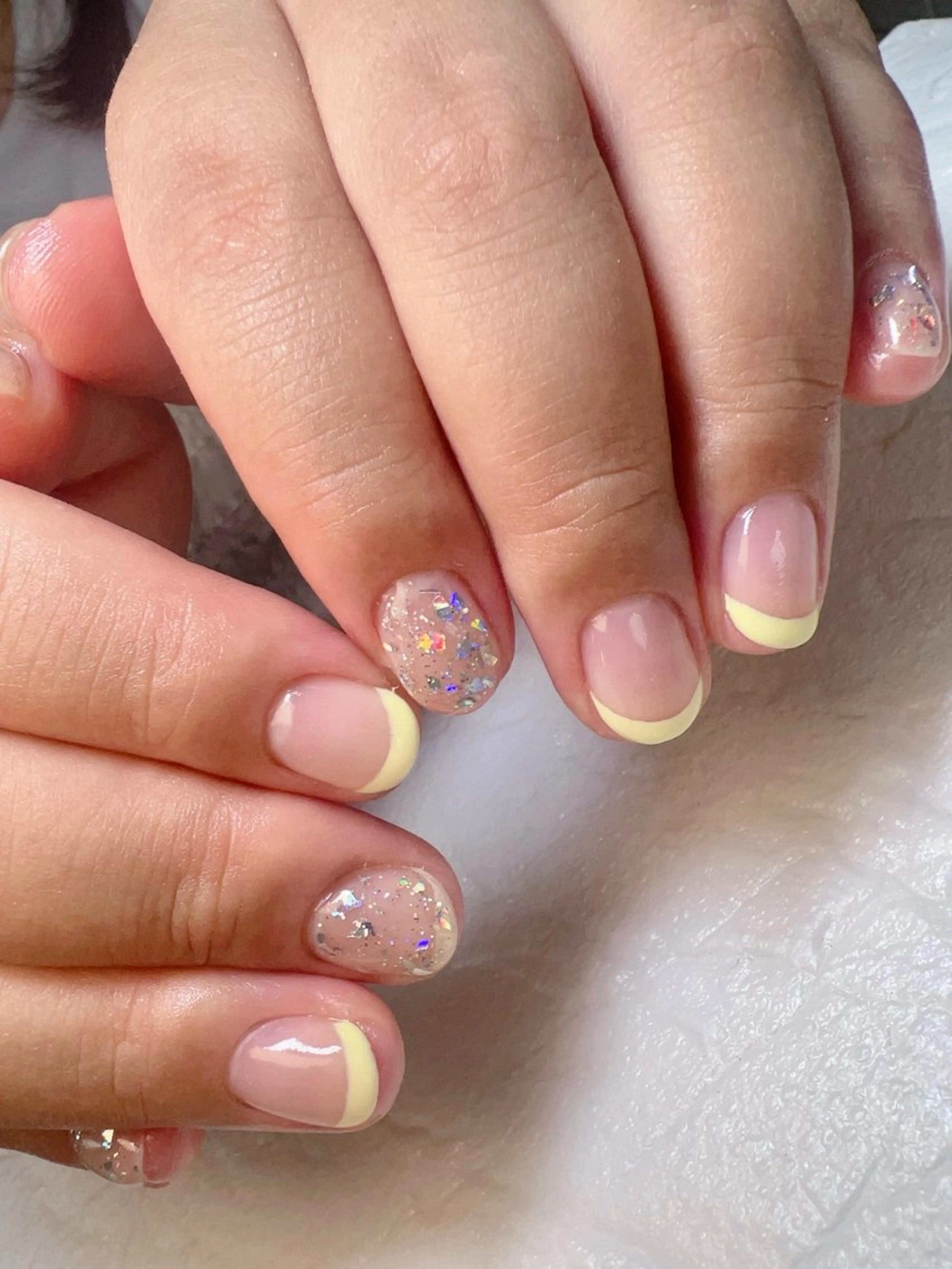 ネイル クリアネイル フレンチネイル ラメ(グリッター) Total Beauty Salon CURE 津田沼店所属・イエティ .のネイルデザイン